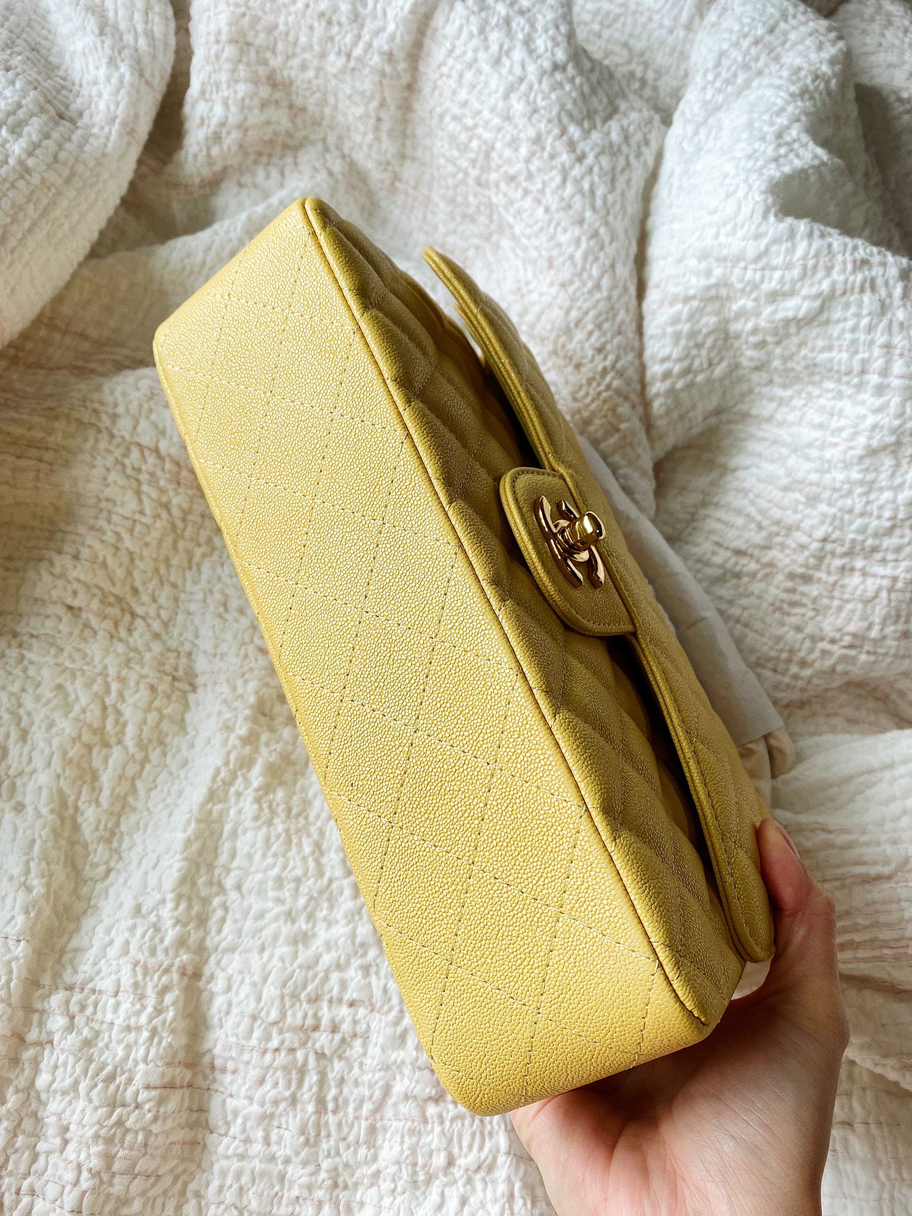 [TOP] CHANEL Classic Flap Bag Caviar Medium 25.5cm –  Yellow & GHW