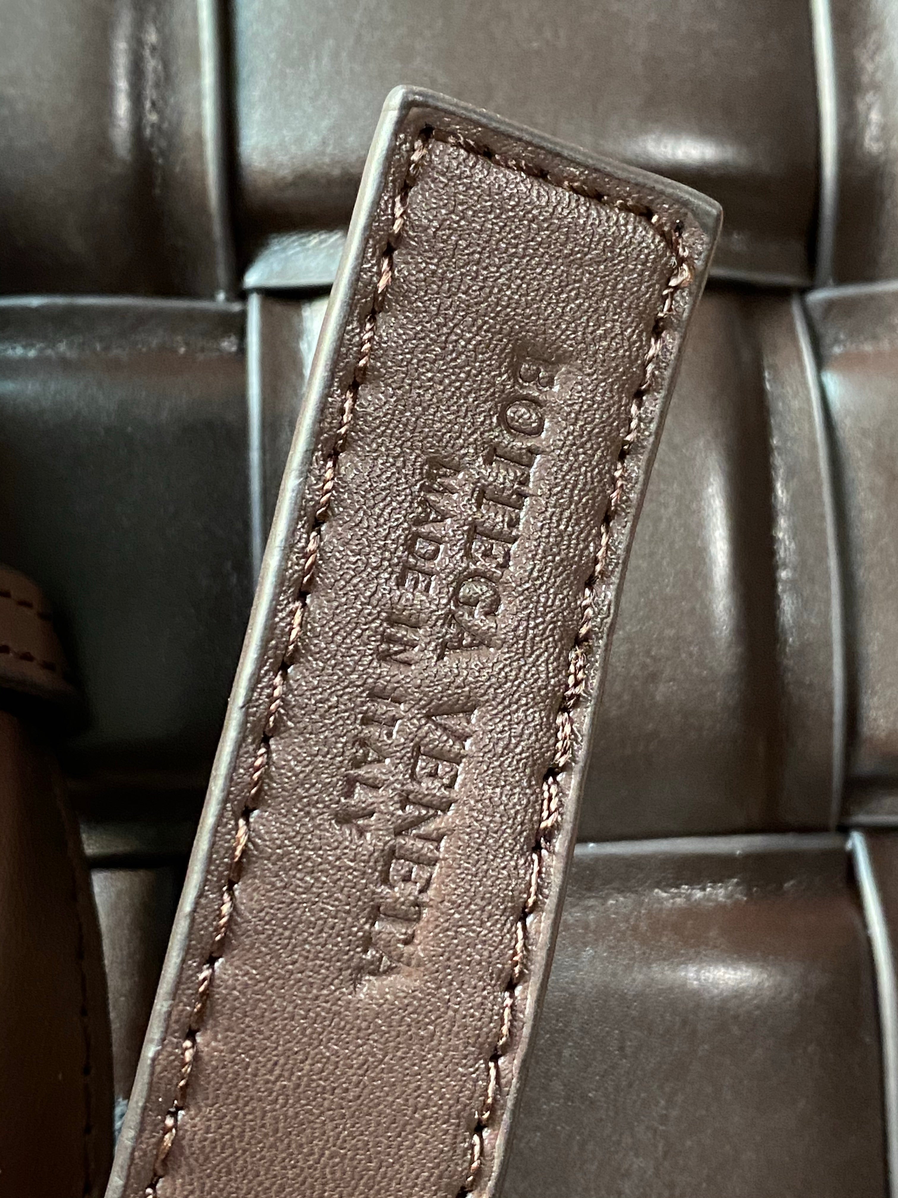 [TOP] Bottega Veneta BV  Casette Bag - Dark Maroon