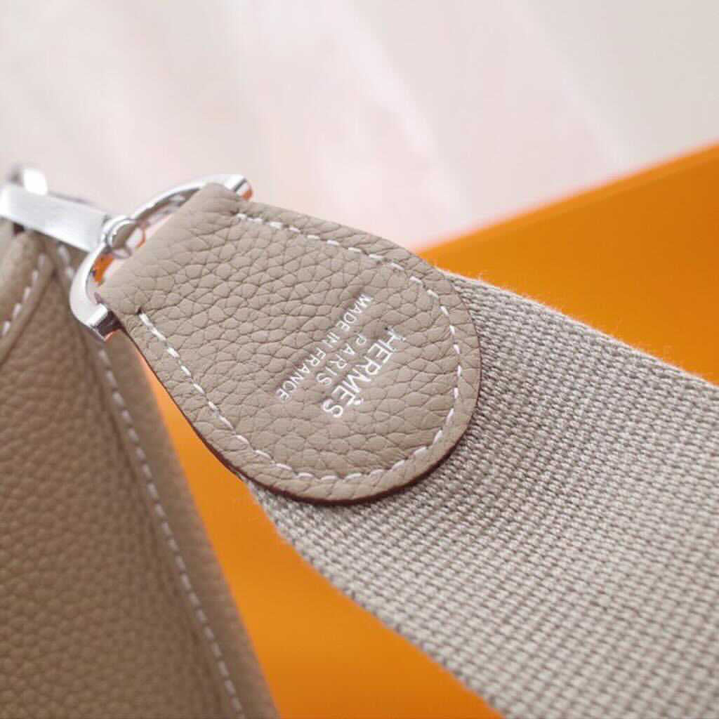 [TOP] HERMES Evelyn 28cm - Trench