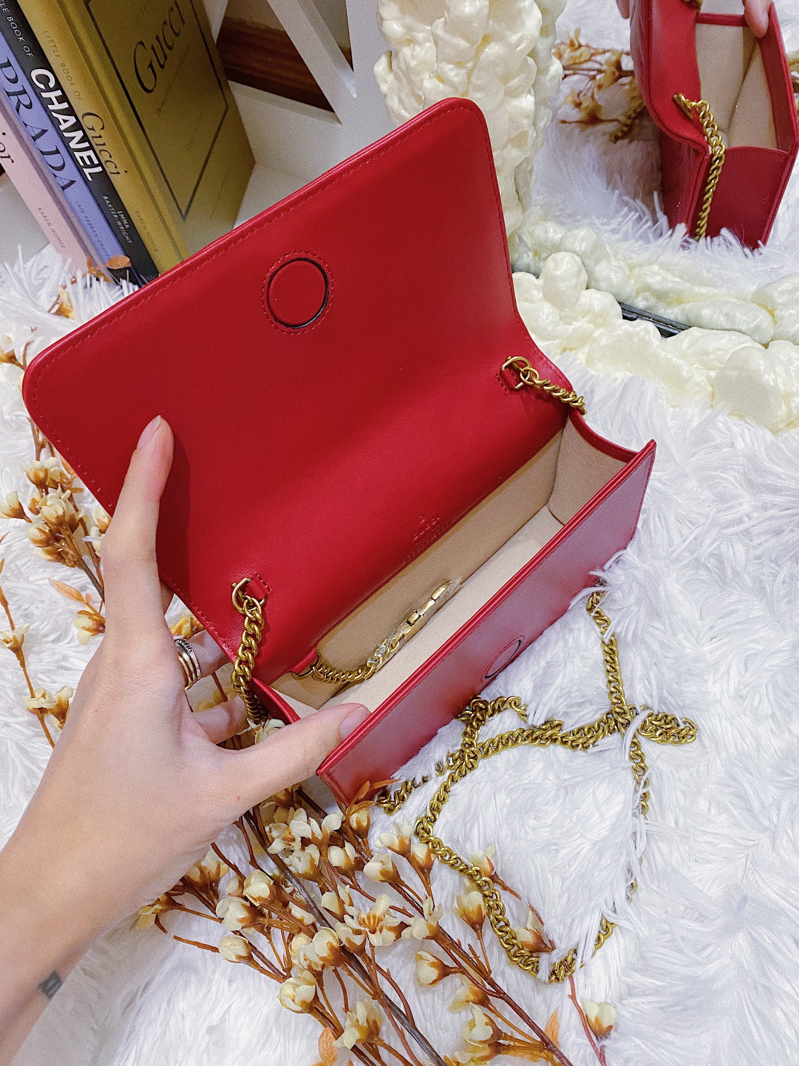 [TOP] GUCCI Marmont Shoulder Clutch- Red
