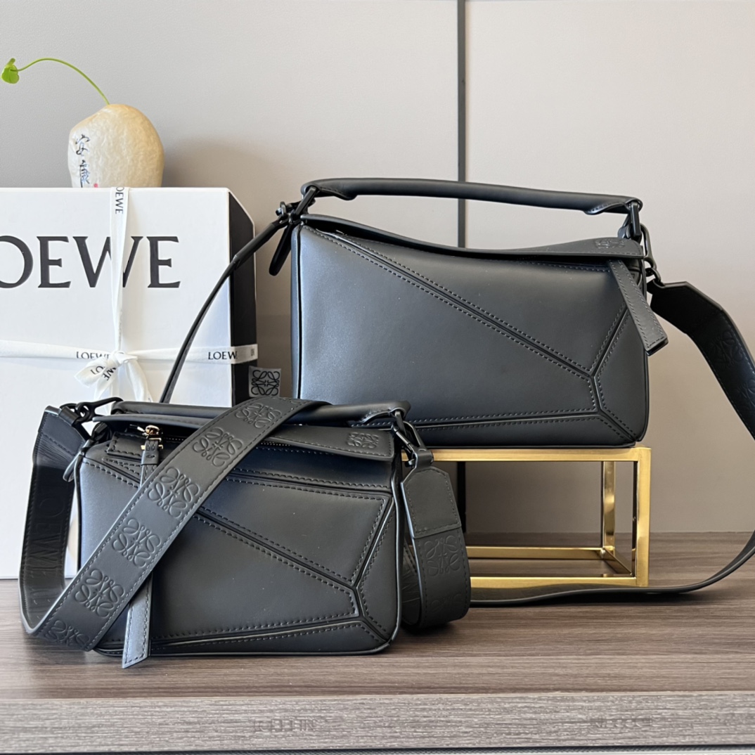 [TOP] LOEWE Puzzle Bag Anagram 17.5*7.5*10.5cm/24*16.5*10.5cm - Black