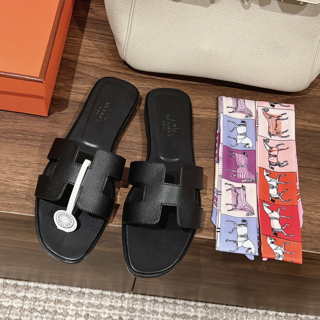 [TOP] HERMES Oran Sandals - 16 Color