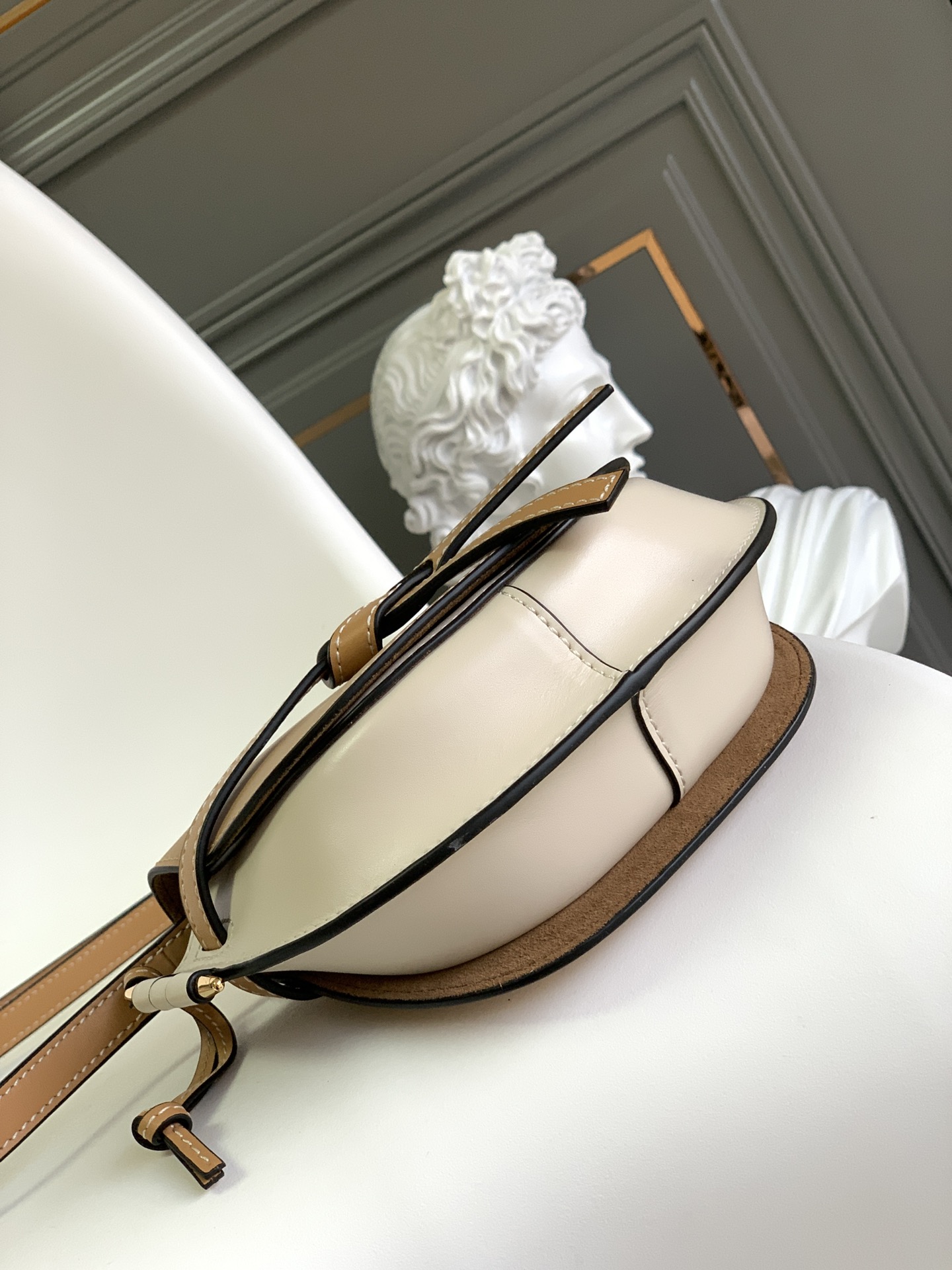 [TOP] LOEWE Mini Gate Bag 15x12.5x8cm - Amber