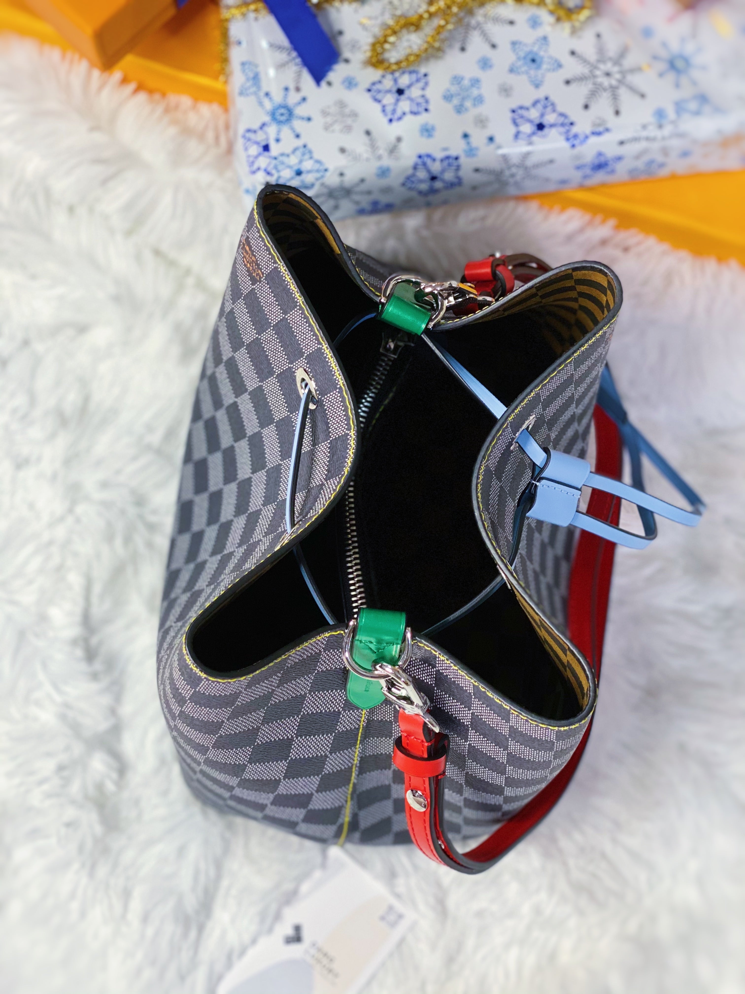 [TOP] Louis Vuitton LV Noe Bag 34x26x19cm- Damier Black/White Bag