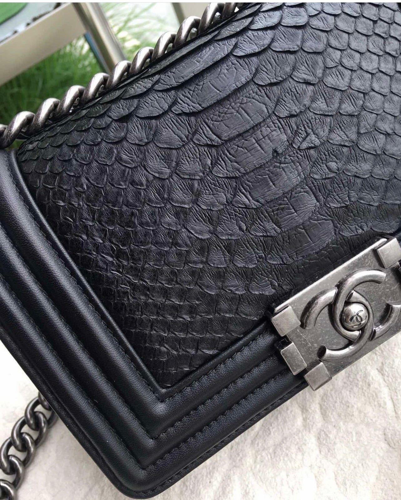 [TOP] CHANEL Le Boy Bag Python Small 20CM/25CM  - Black & SHW