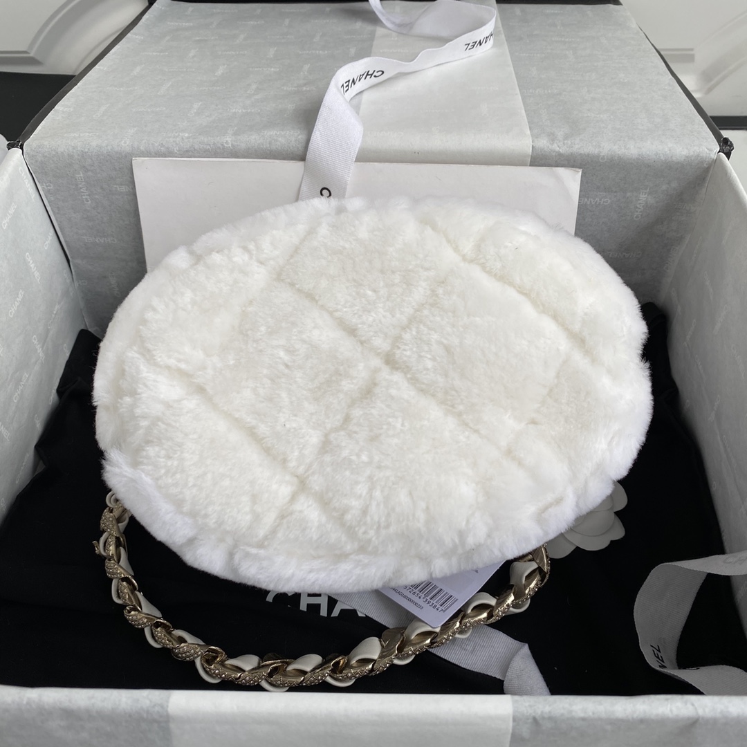 [TOP] CHANEL Plush Bucket Bag 16*18*12cm - GHW - Black/White