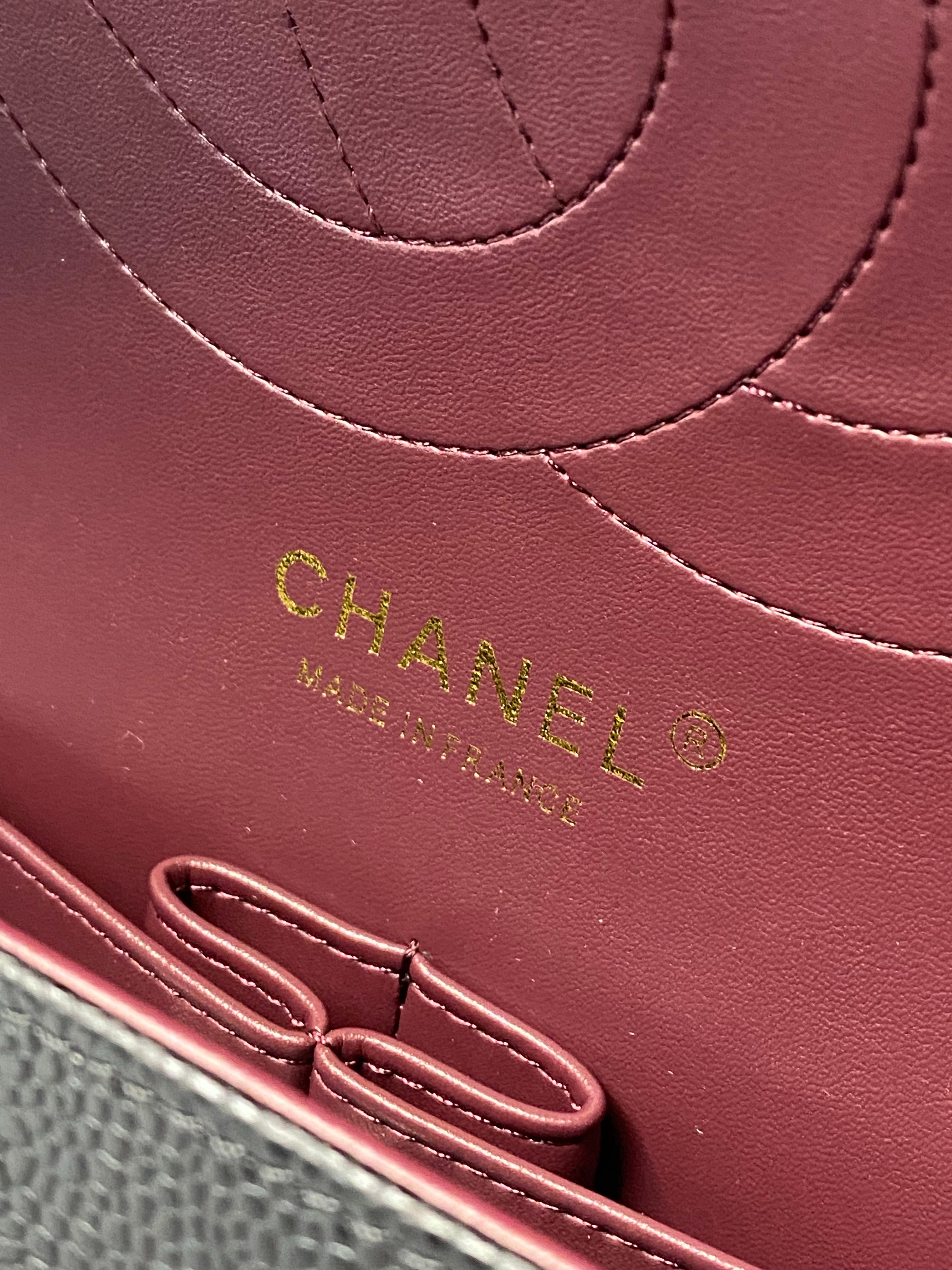 [TOP] CHANEL Classic Flap Bag Caviar Jumbo 30cm - Black & GHW