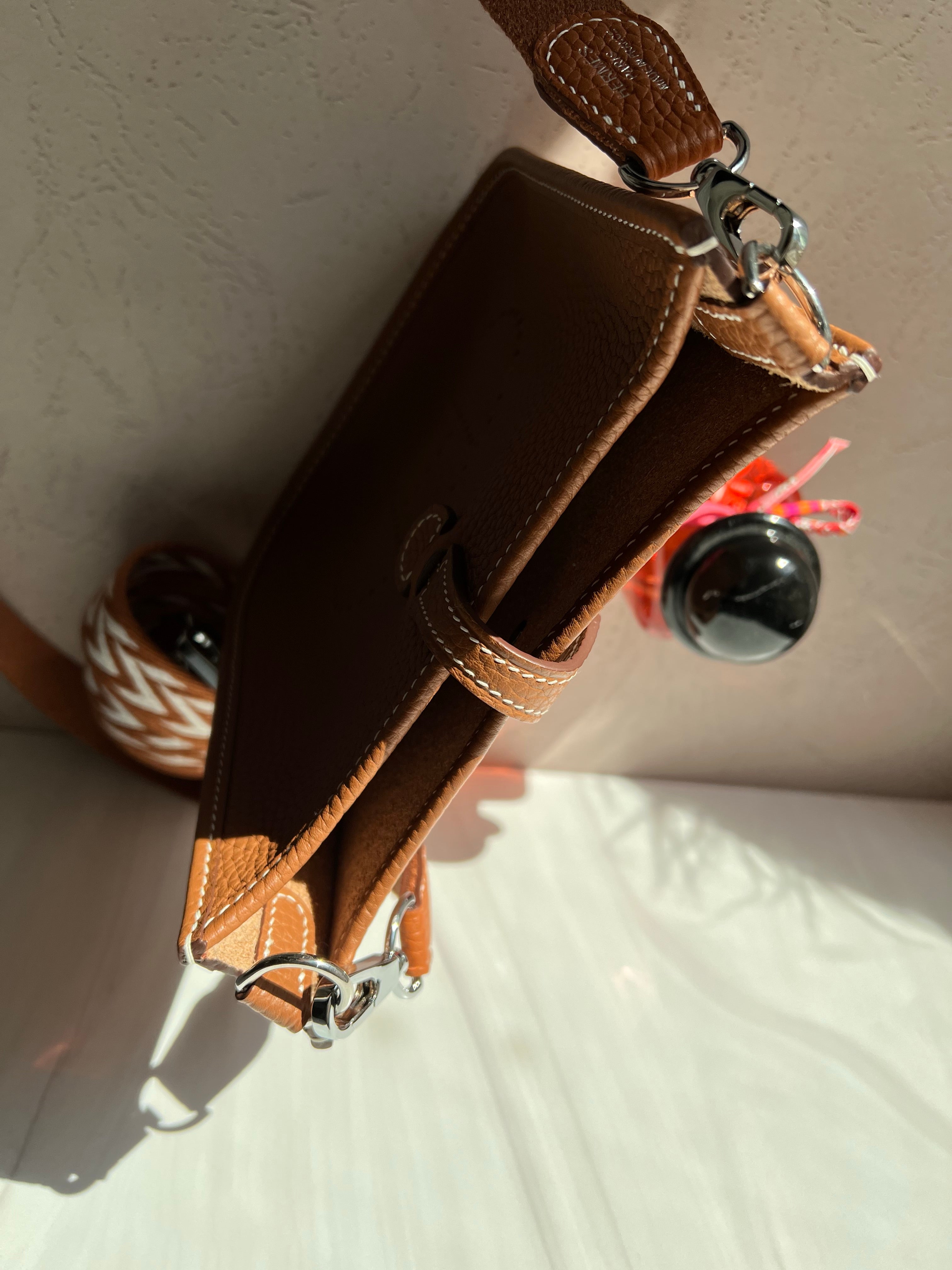 [TOP] HERMES Evelyne Bag 16cm - Gold