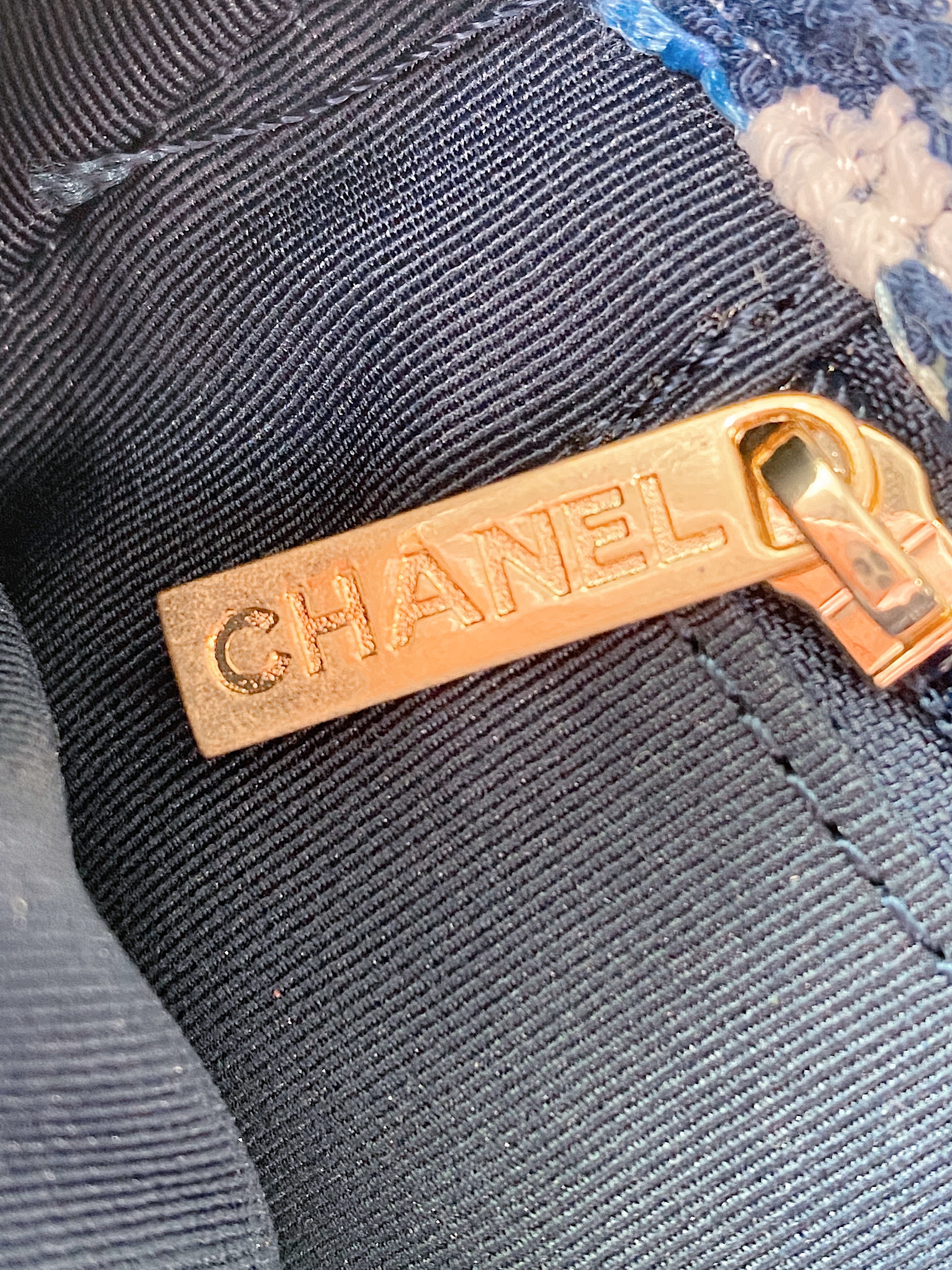 [TOP] CHANEL 19 Bag Small 26cm Houndstooth