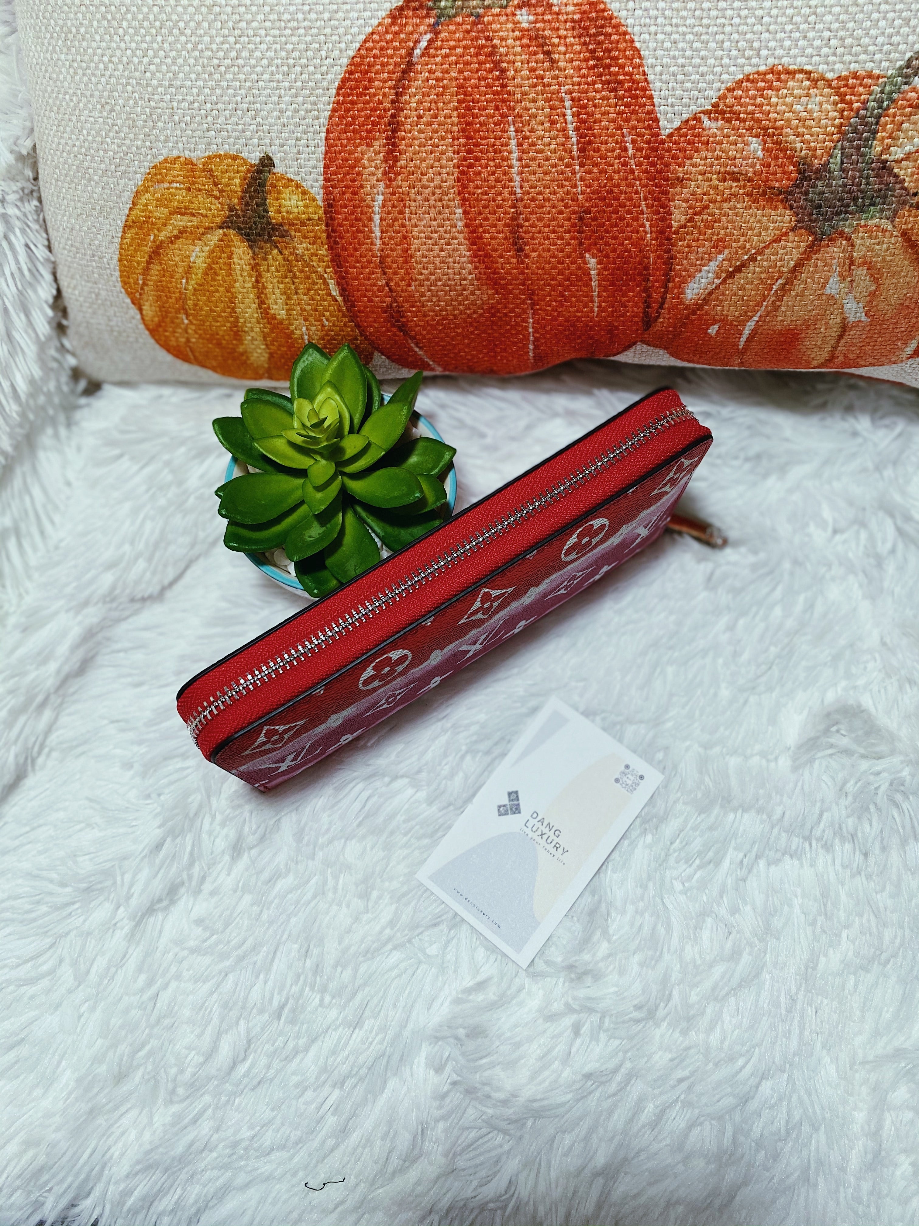 [TOP] Louis Vuitton LV LV Zippy Wallet LV Escale