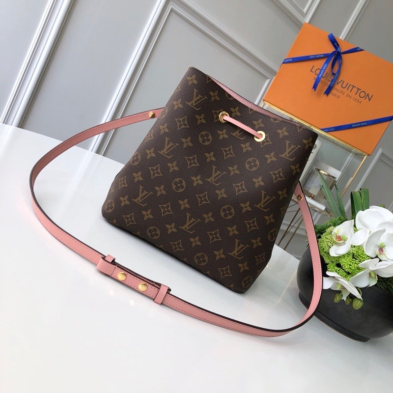 [TOP] Louis Vuitton LV  Noe Monogram Bag 26/26/17.5CM - Pink