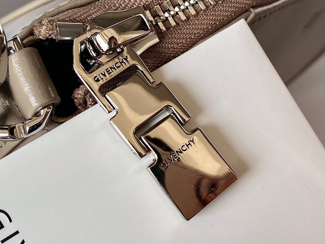 [TOP] GIVENCHY XS Antigona Shoulder Bag 20*7*16cm - 8 Colour