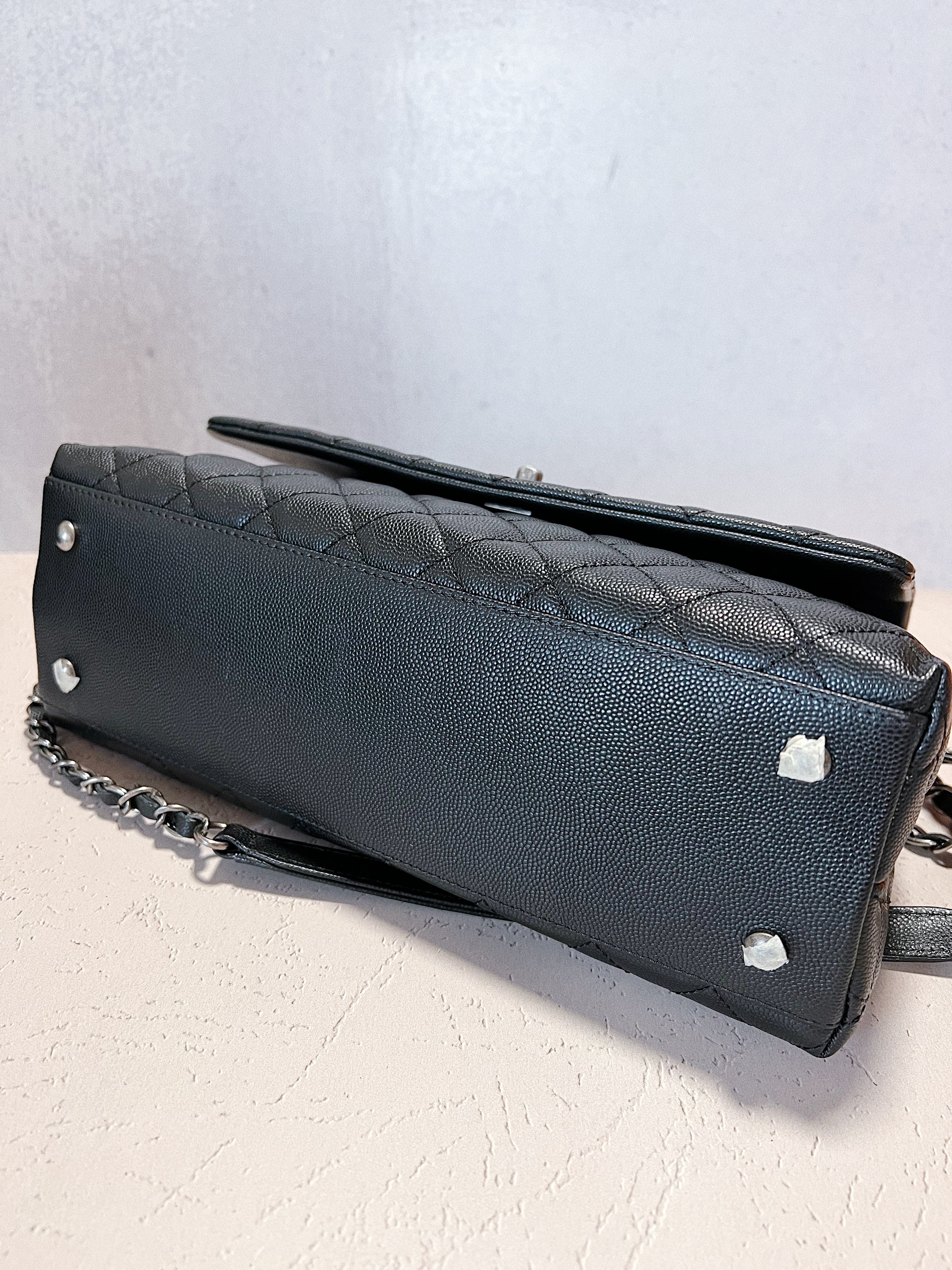 [TOP] CHANEL Coco Top Handle Caviar Bag 18x29X12CM - Black & SHW