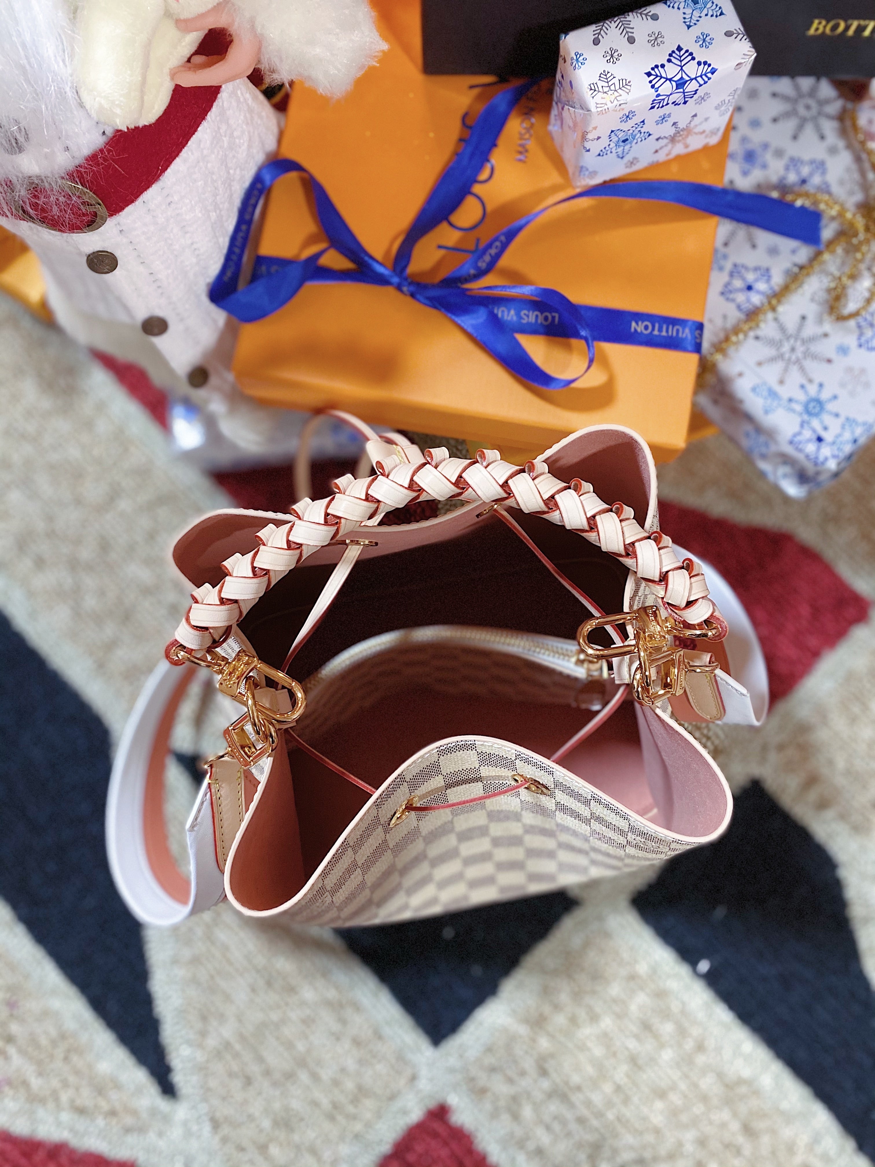 [TOP] Louis Vuitton LV  Noe Bag With Braided Handle 34x26x19cm - Damier Azur