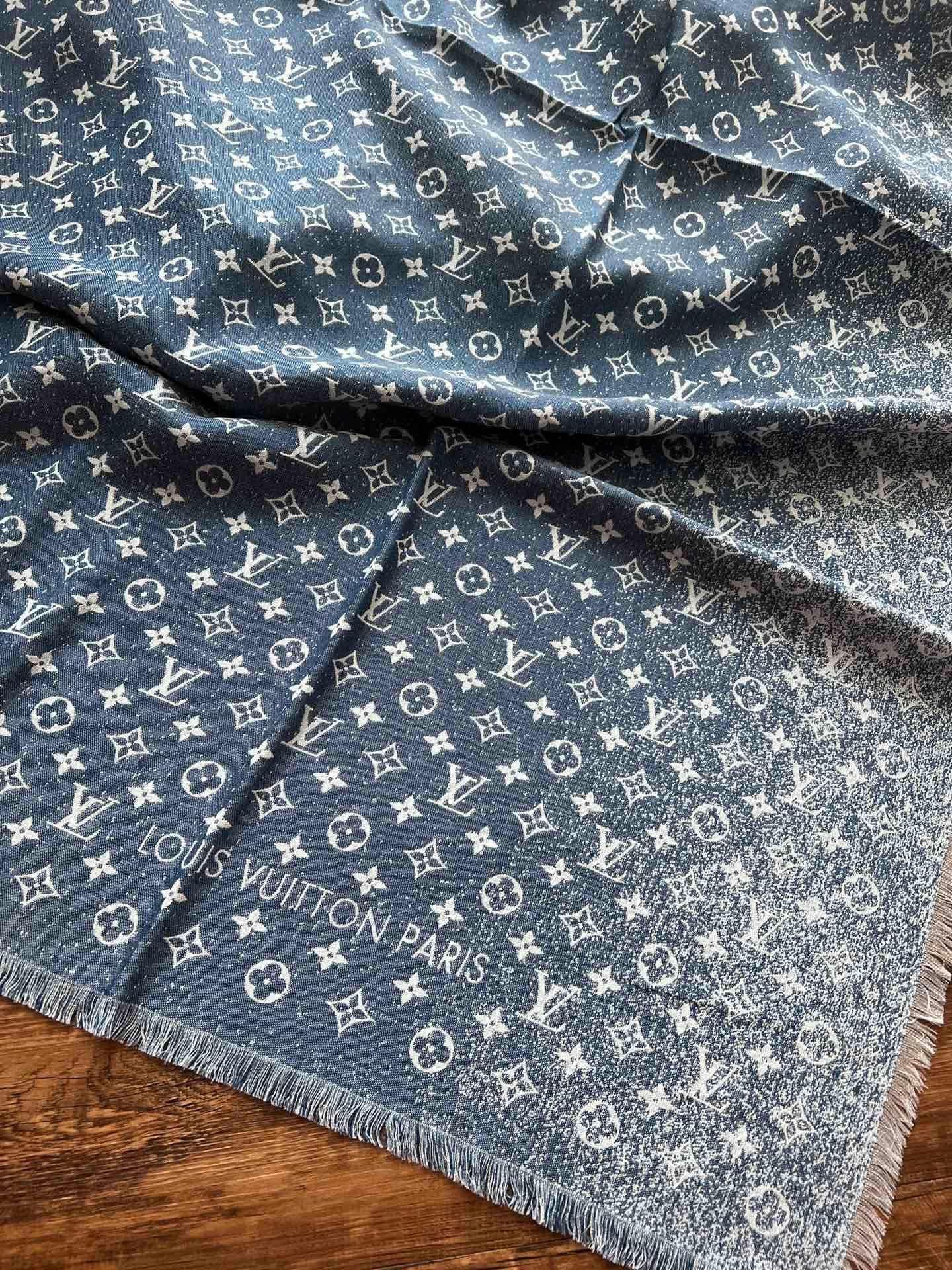 [TOP] Louis Vuitton LV L*V Monogram Classic Presbyopia Retro Gradient Jacquard - Blue