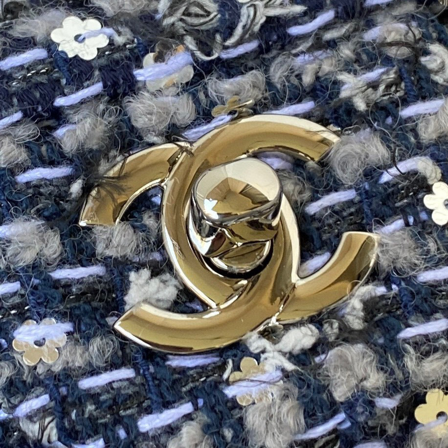 [TOP] CHANEL Classic Flap Bag Tweed Medium 25.5cm - Multicolour & GHW