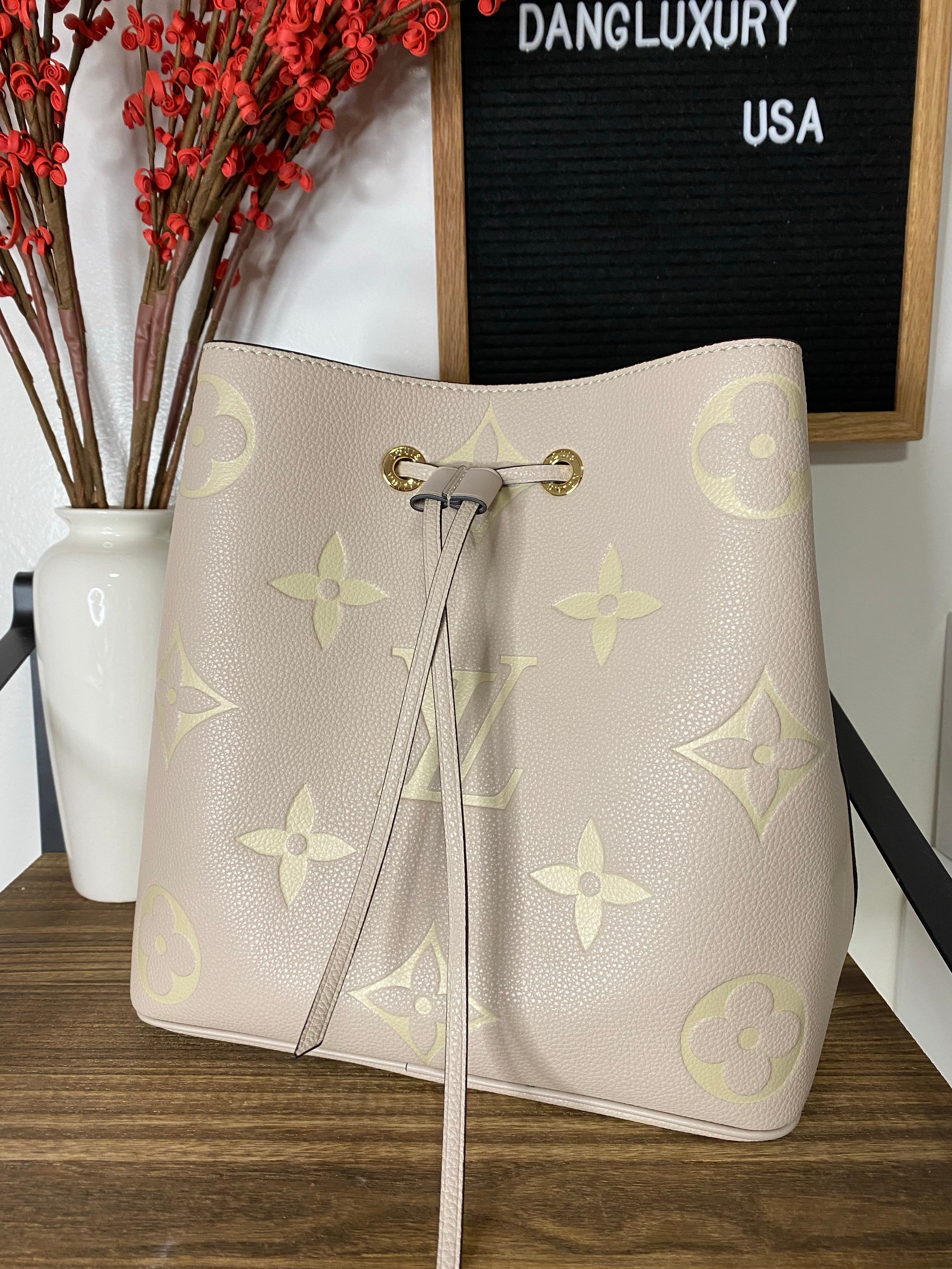 [TOP] Louis Vuitton LV Noe Giant Monogram Bag  27x25x20cm- LIGHT SAND