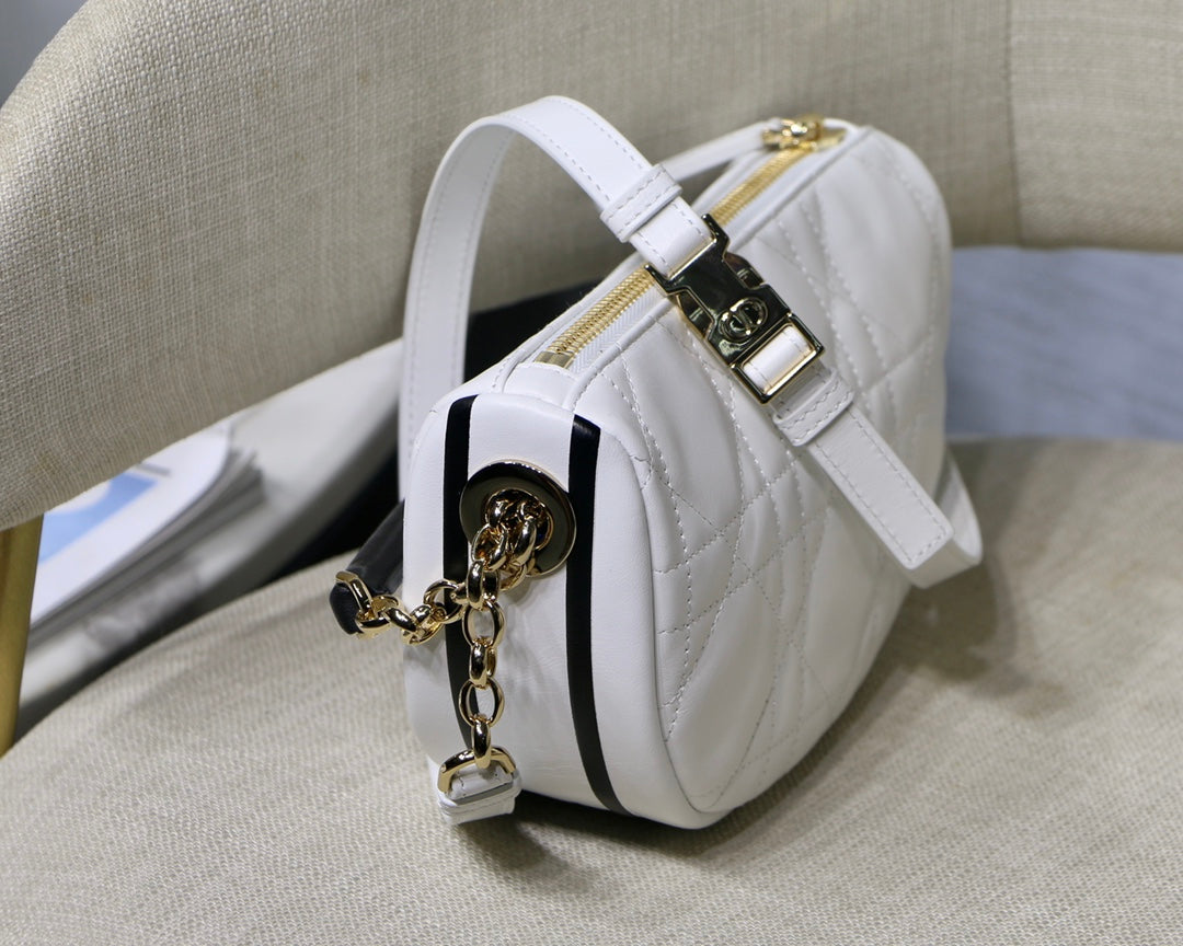 [TOP] Christian Dior Vibe Hobo Bag Small - White