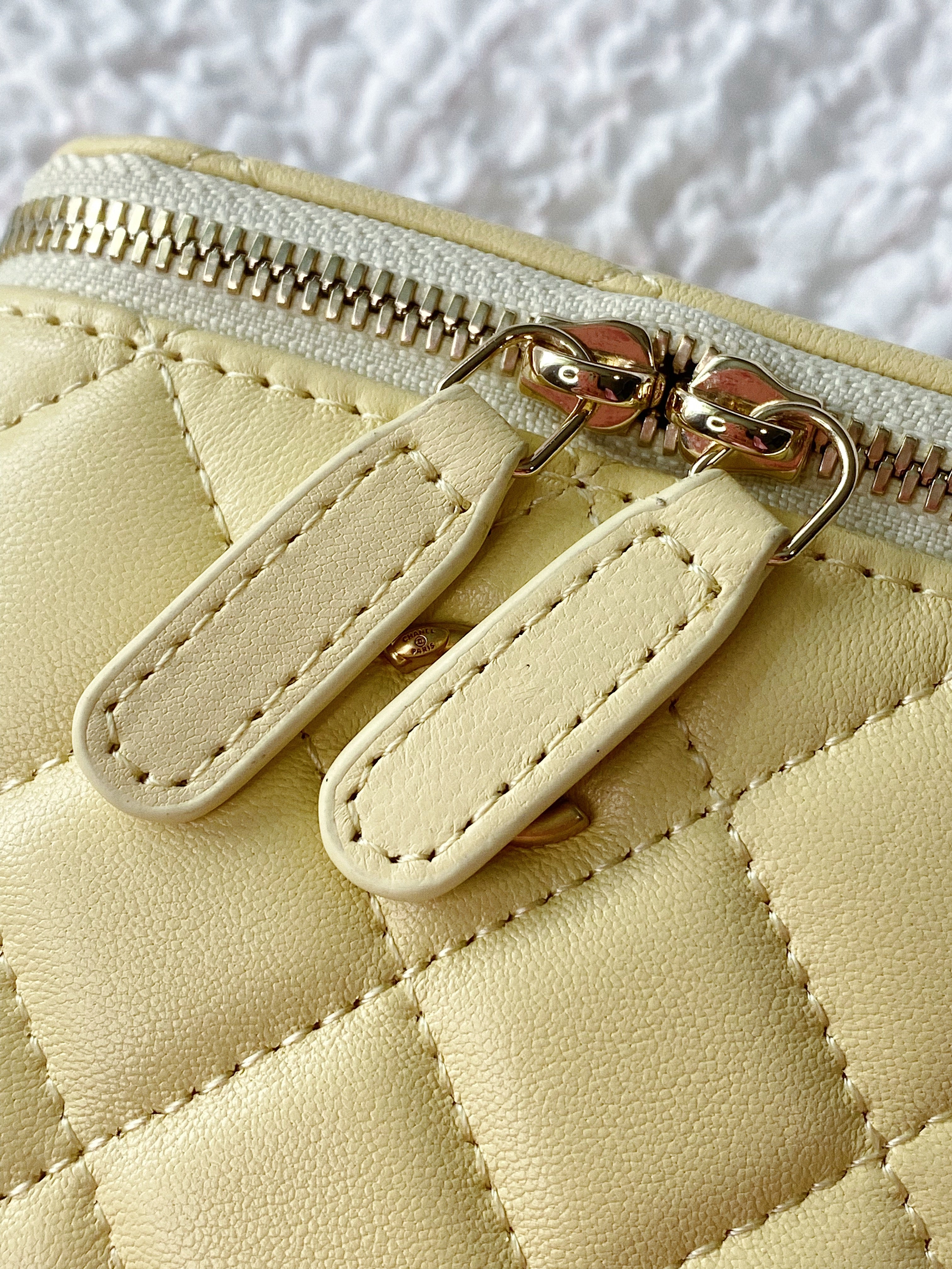 [TOP] CHANEL Vanity Case Perfect Fit Mini Adjustable Chain - Yellow