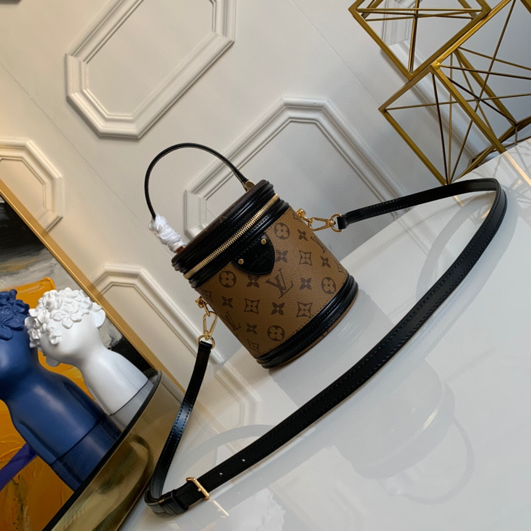 [TOP] Louis Vuitton LV Cannes - Monogram