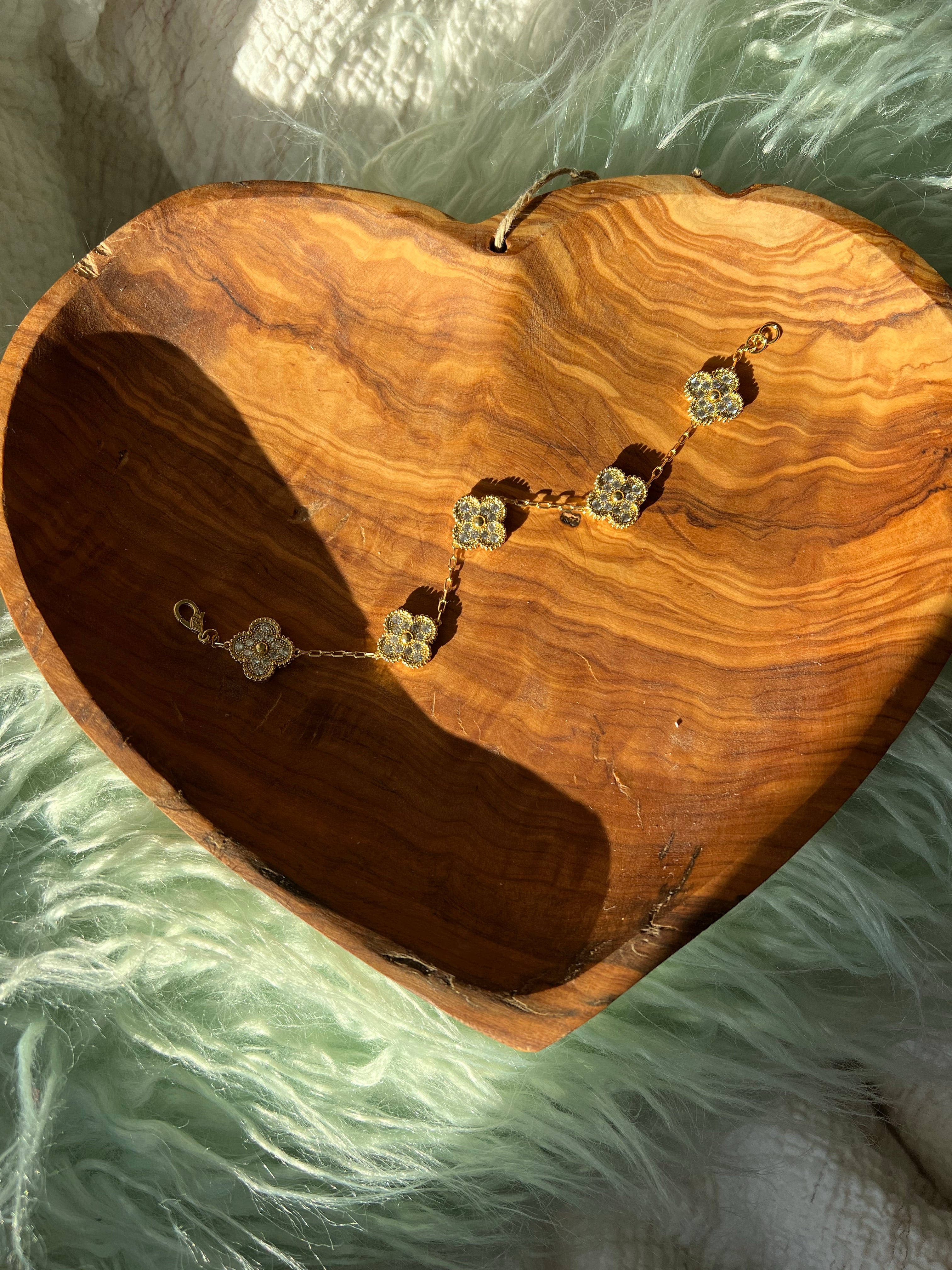 [TOP] Van Cleef & Arpels VCA 5 Motifs Bracelet W Stones - Gold