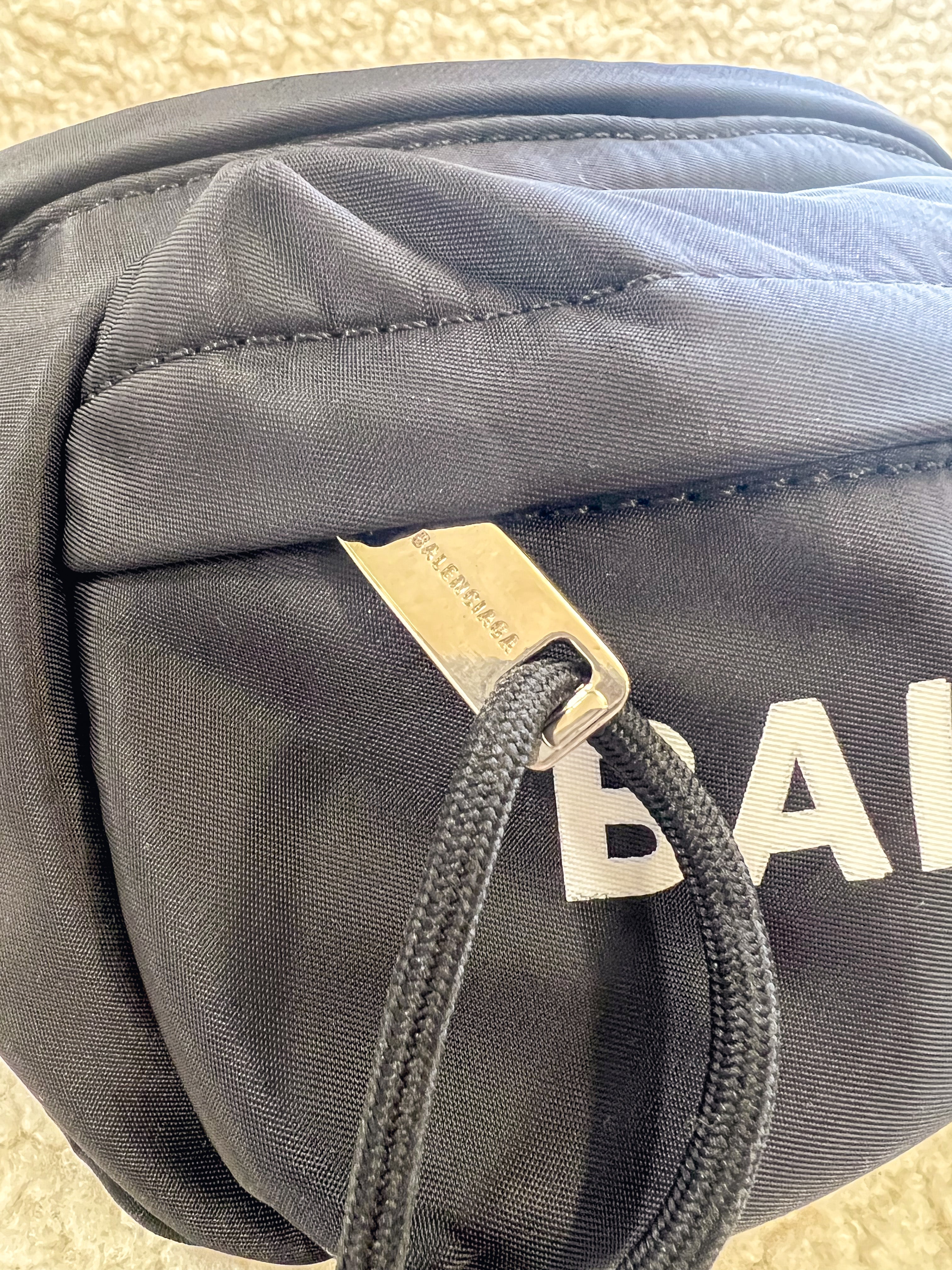 [TOP] BALENCIAGA Nylon Belt Bag - Black