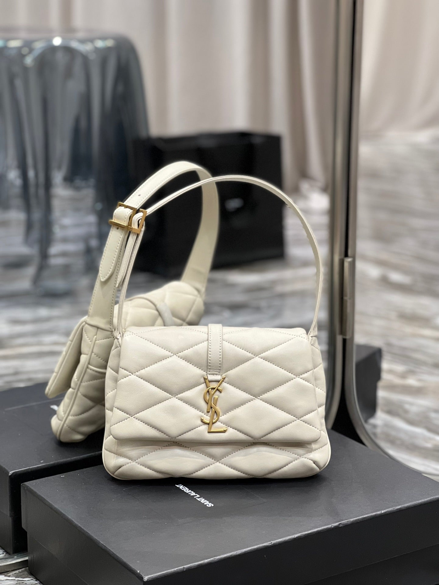 [TOP] Yves Saint Laurent YSL Le 57 Small Shoulder Bag - White