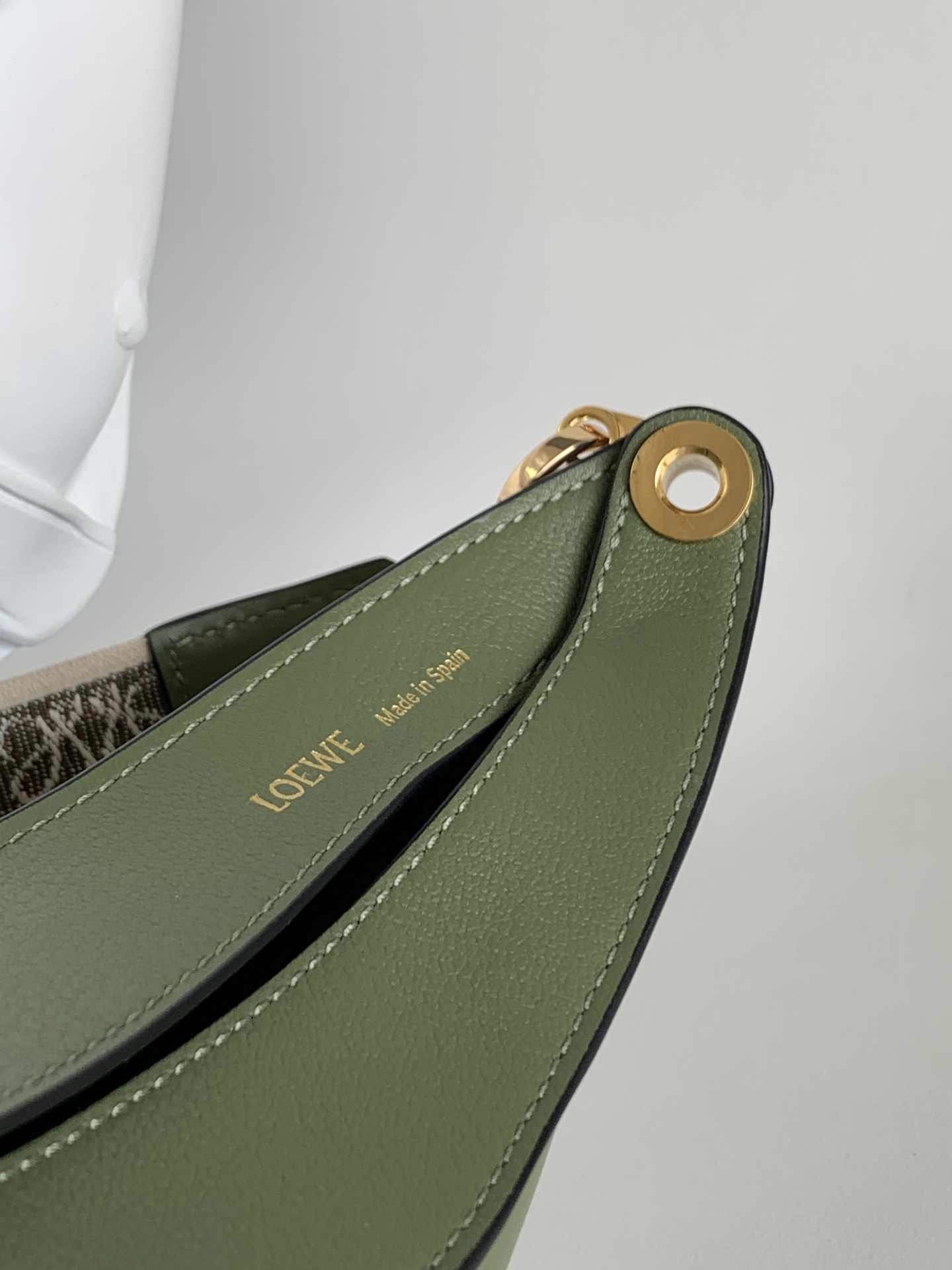 [TOP] LOEWE Calfskin Luna Bag 34*9*30cm - Green