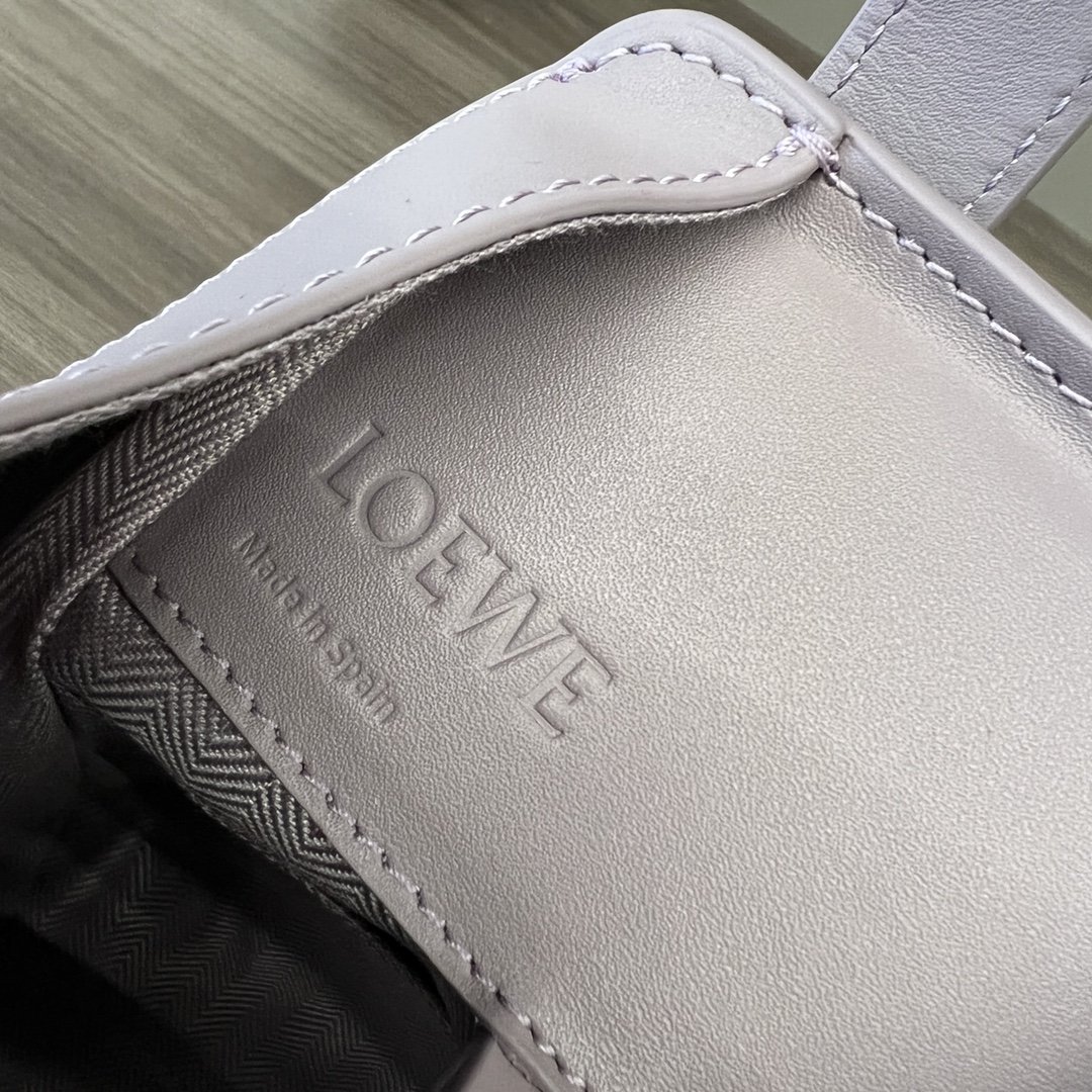 [TOP] LOEWE Calfskin Hammock Bag 19.5*14.4*20.8 cm - Purple