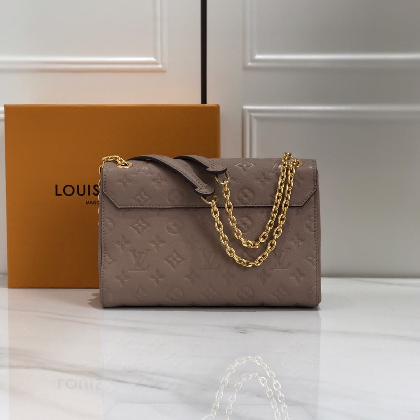 [TOP] Louis Vuitton LV  Vavin BB 25 x 17 x 9.5 cm - Taupe