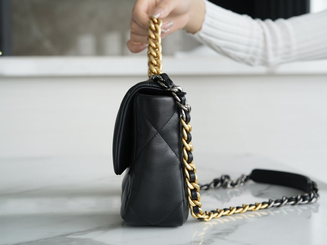 [TOP] CHANEL 19 Bag Small 26cm - Black & Gold Buckle