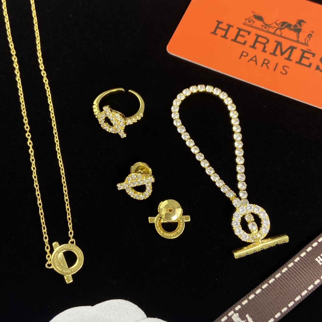 [TOP] HERMES Necklace Earrings Bracelet Ring Set - Gold