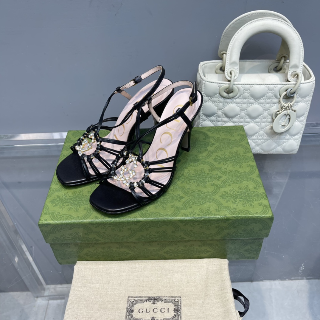 [TOP] GUCCI Lsa Diamond Sandals  - Black