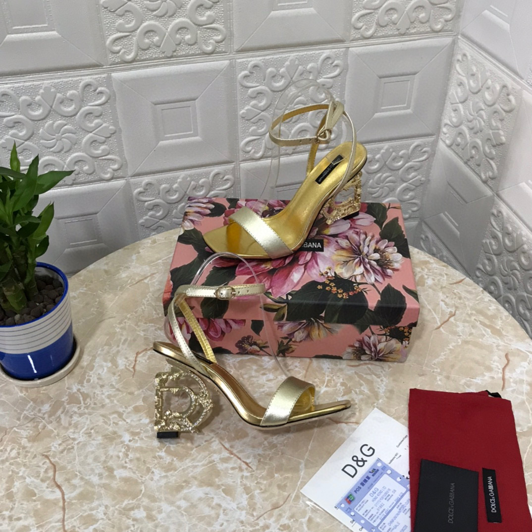 [TOP] Dolce & Gabbana D&G Crystal Logo Heels Pumps - 11 Colours