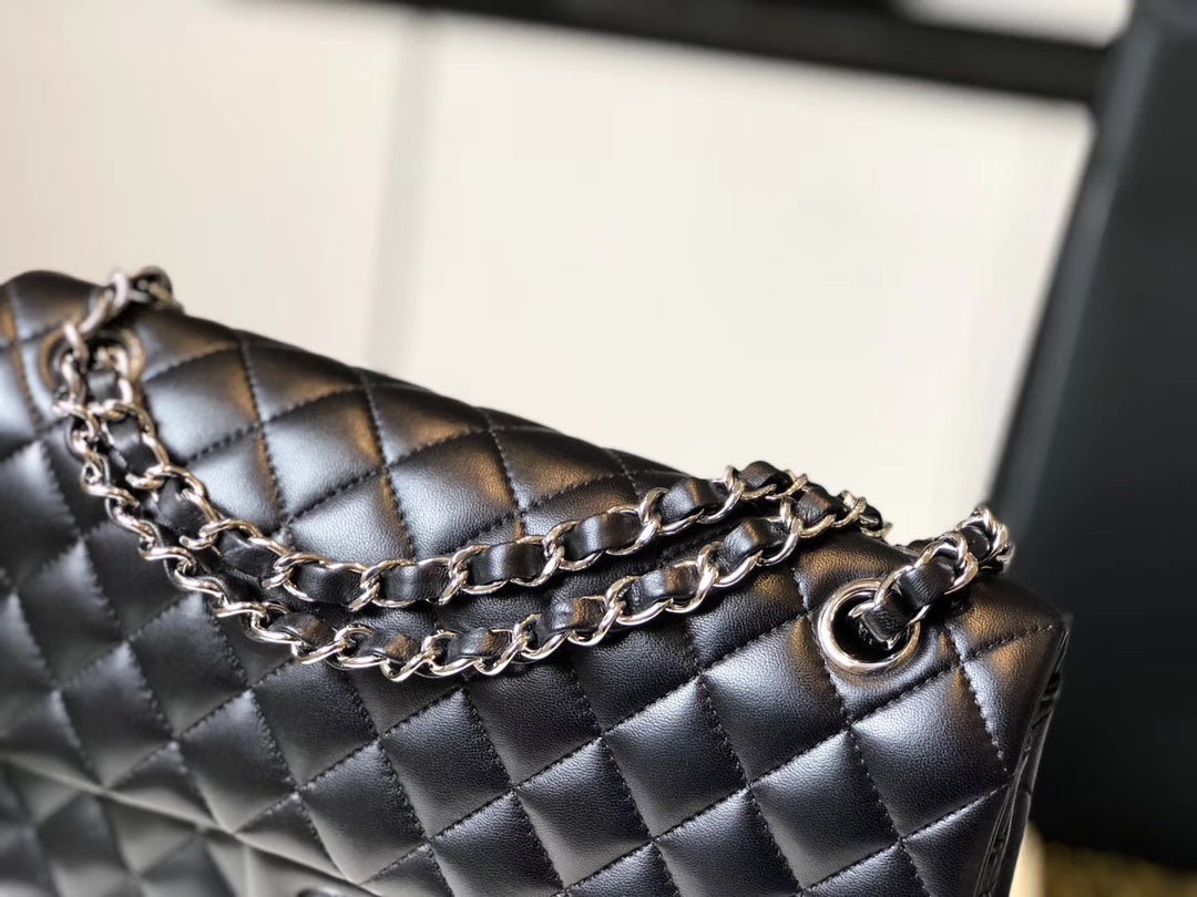 [TOP] CHANEL Classic Flap Bag Lambskin Medium 25.5cm – Black w SHW