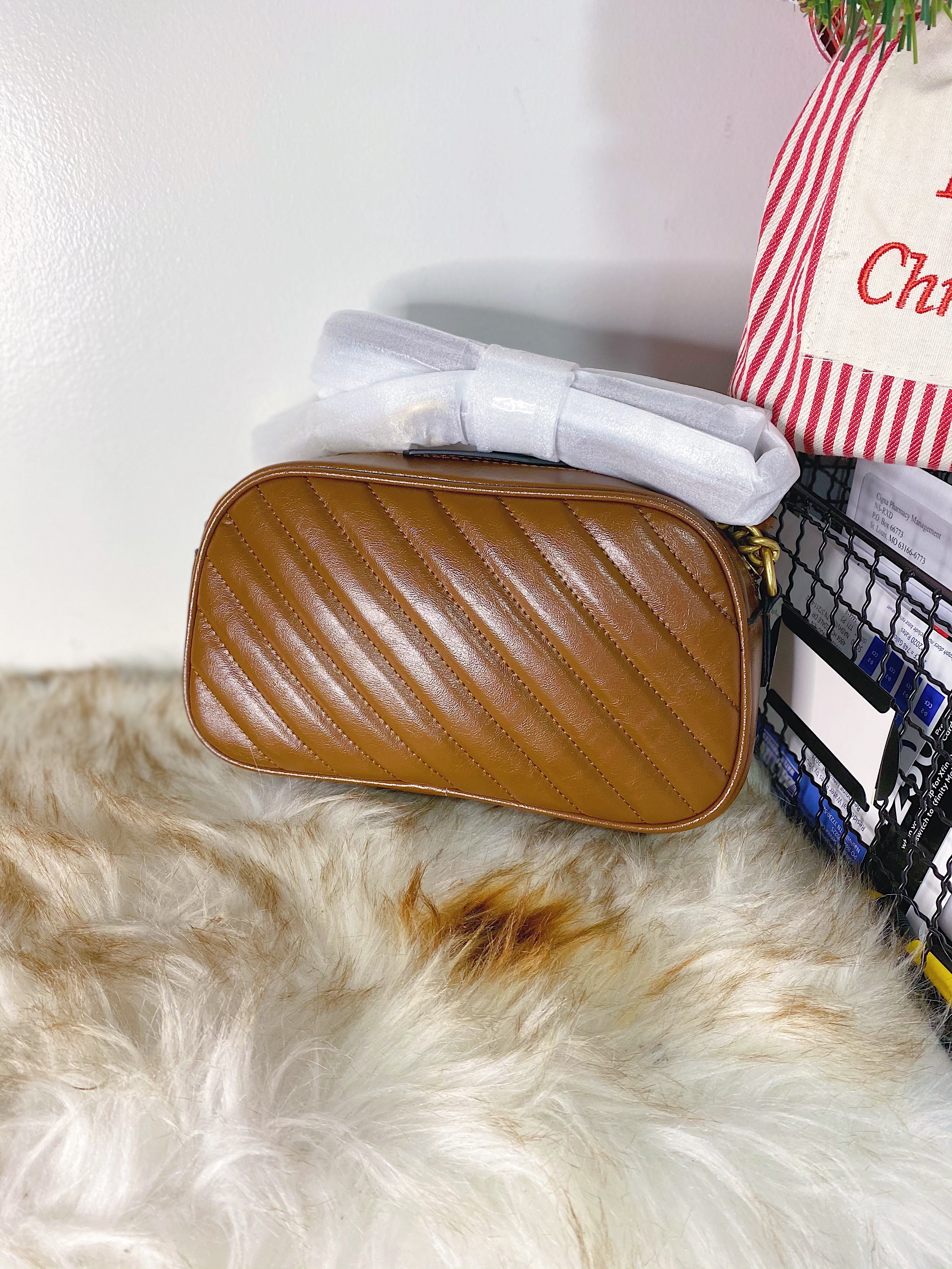 [TOP] GUCCI GG Marmont Bag Matelasse Aged Skin - Brown