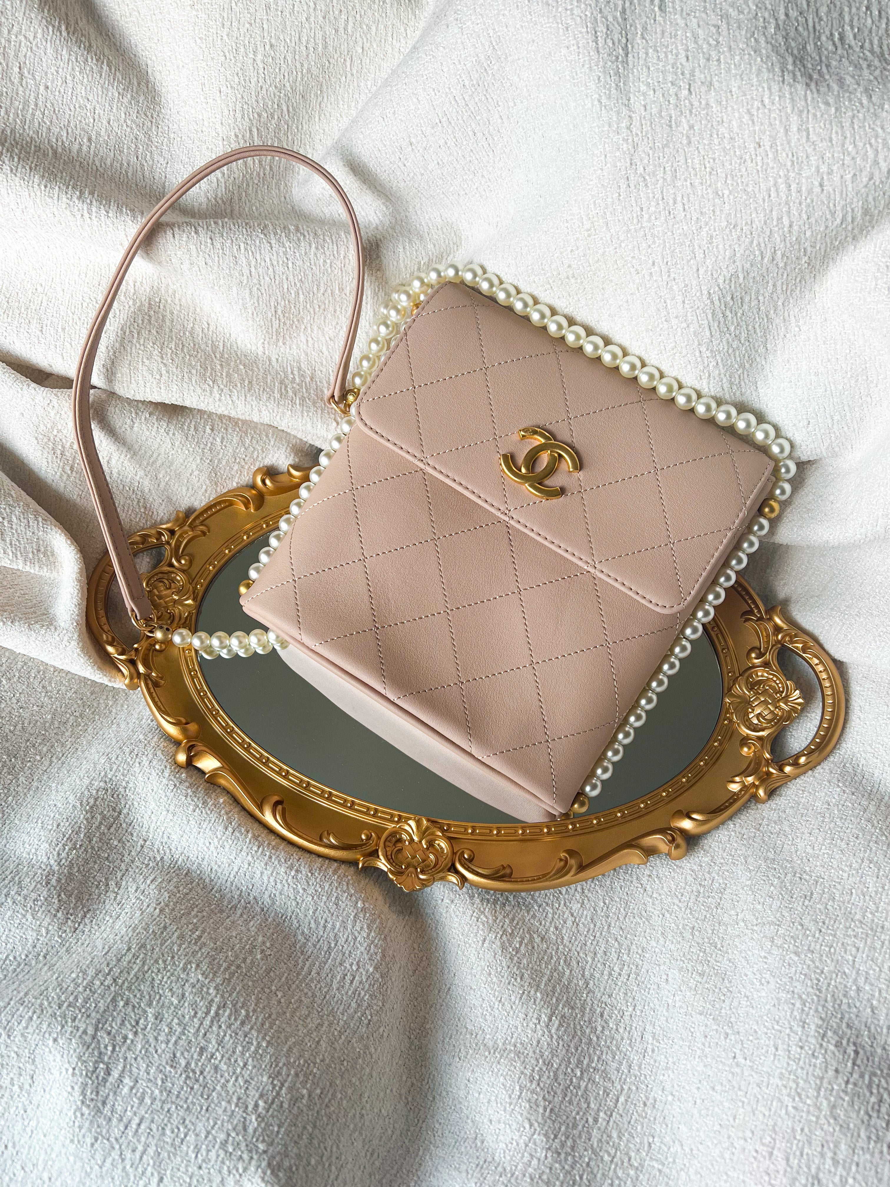 [TOP] CHANEL Hobo Bag Imitation Pearls Small - Beige