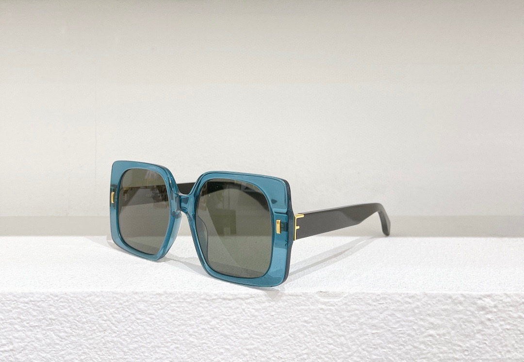 [TOP] FENDI Sunglasses - 4 Colours