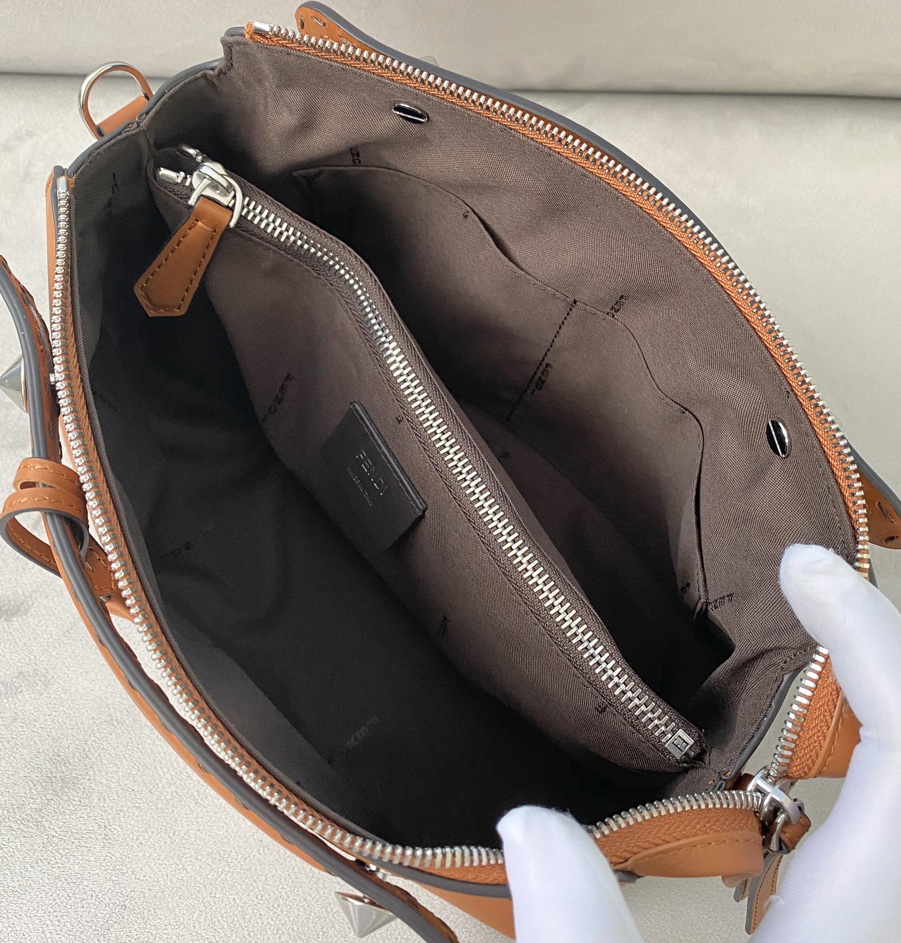 [TOP] FENDI FENDI By The Way Medium Bag - Brown