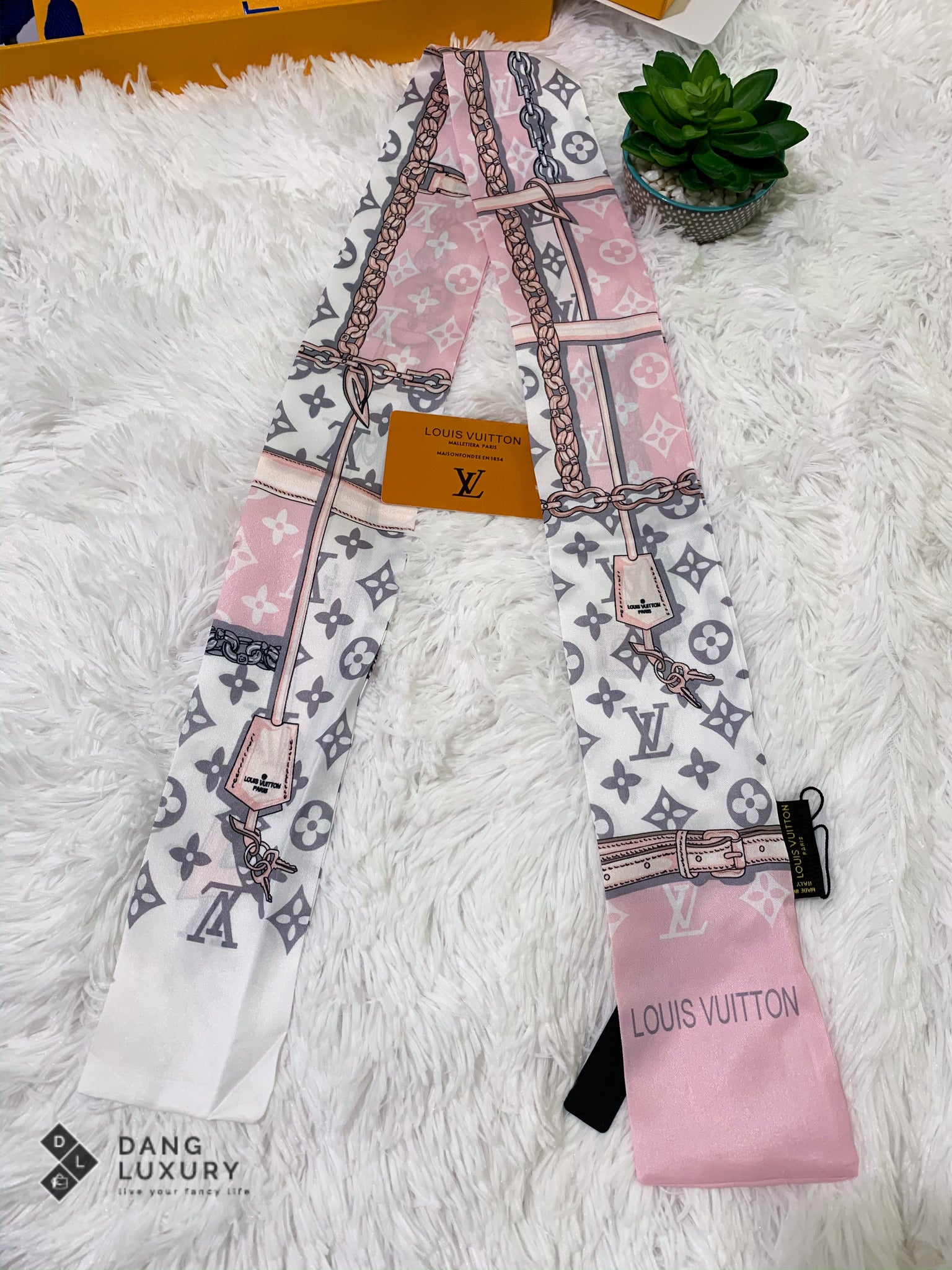 [TOP] Louis Vuitton LV Bandeau Twilly