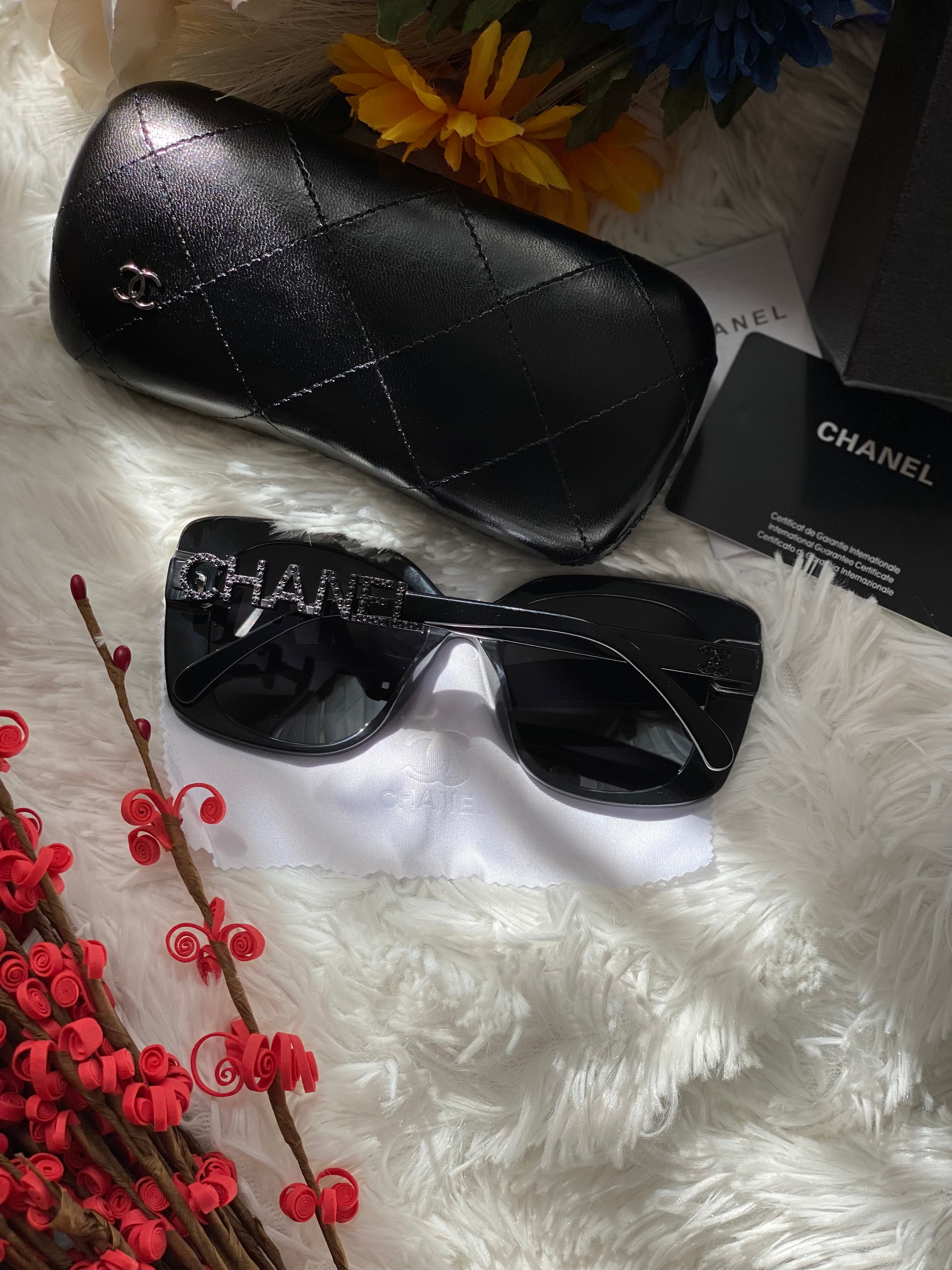 [TOP] CHANEL Acetate Strass Square Sunglasses - Black