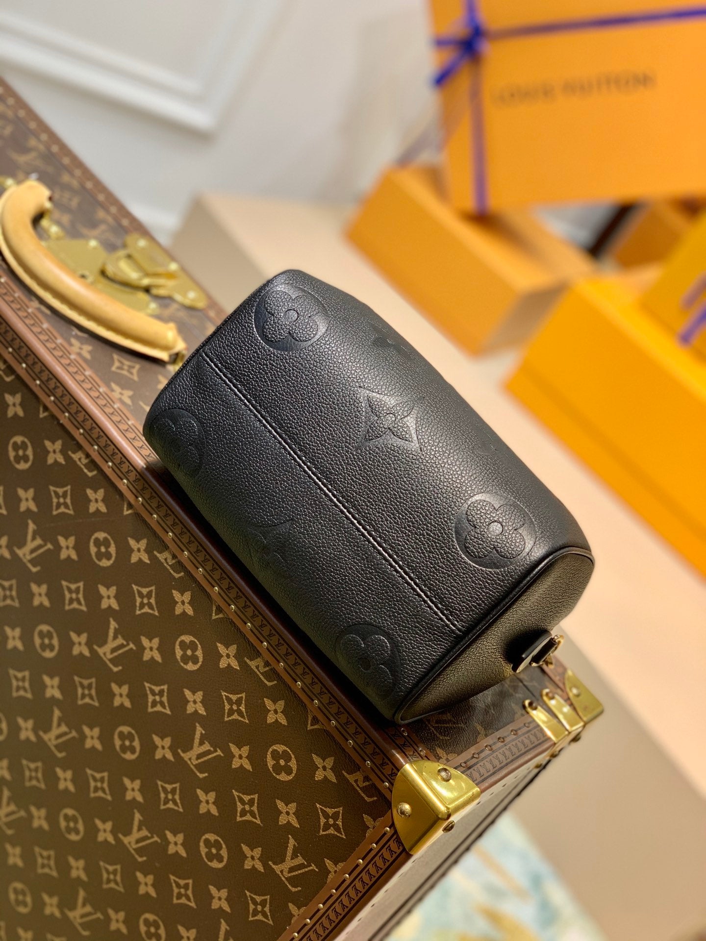 [TOP] Louis Vuitton LV Speedy Bandouliere 20  20x13.5x12cm- Black