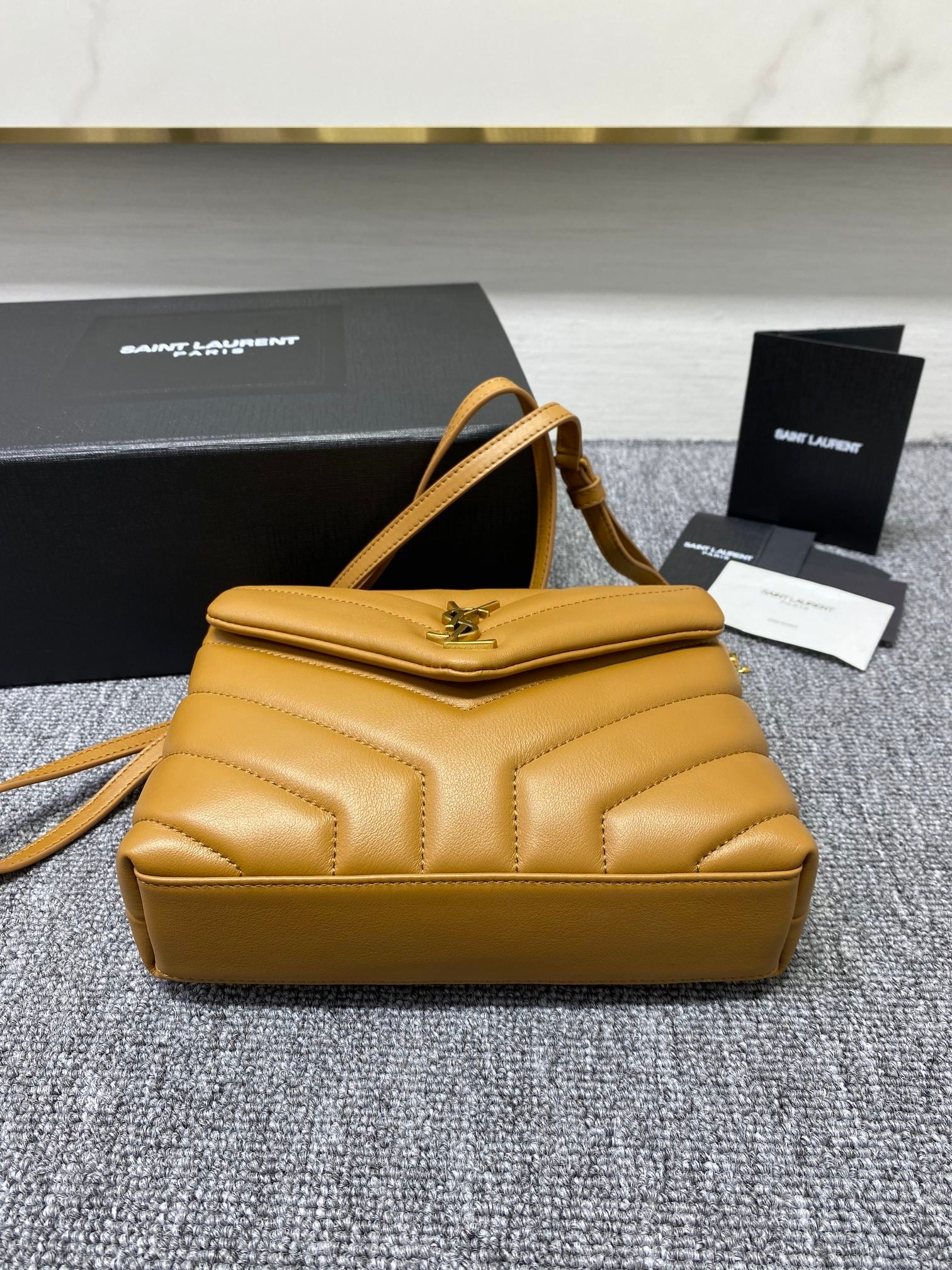 [TOP] Yves Saint Laurent YSL Loulou Toy Bag - Brown GHW