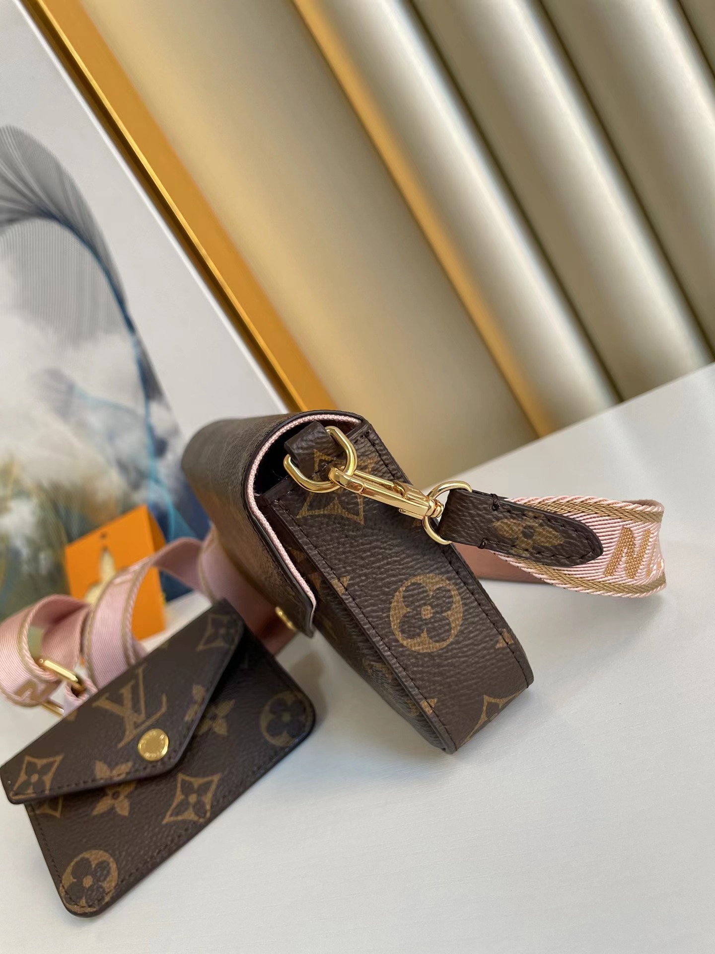 [TOP] Louis Vuitton LV Felicie Strap & Go Monogram 17×10×4cm - PINK/Green