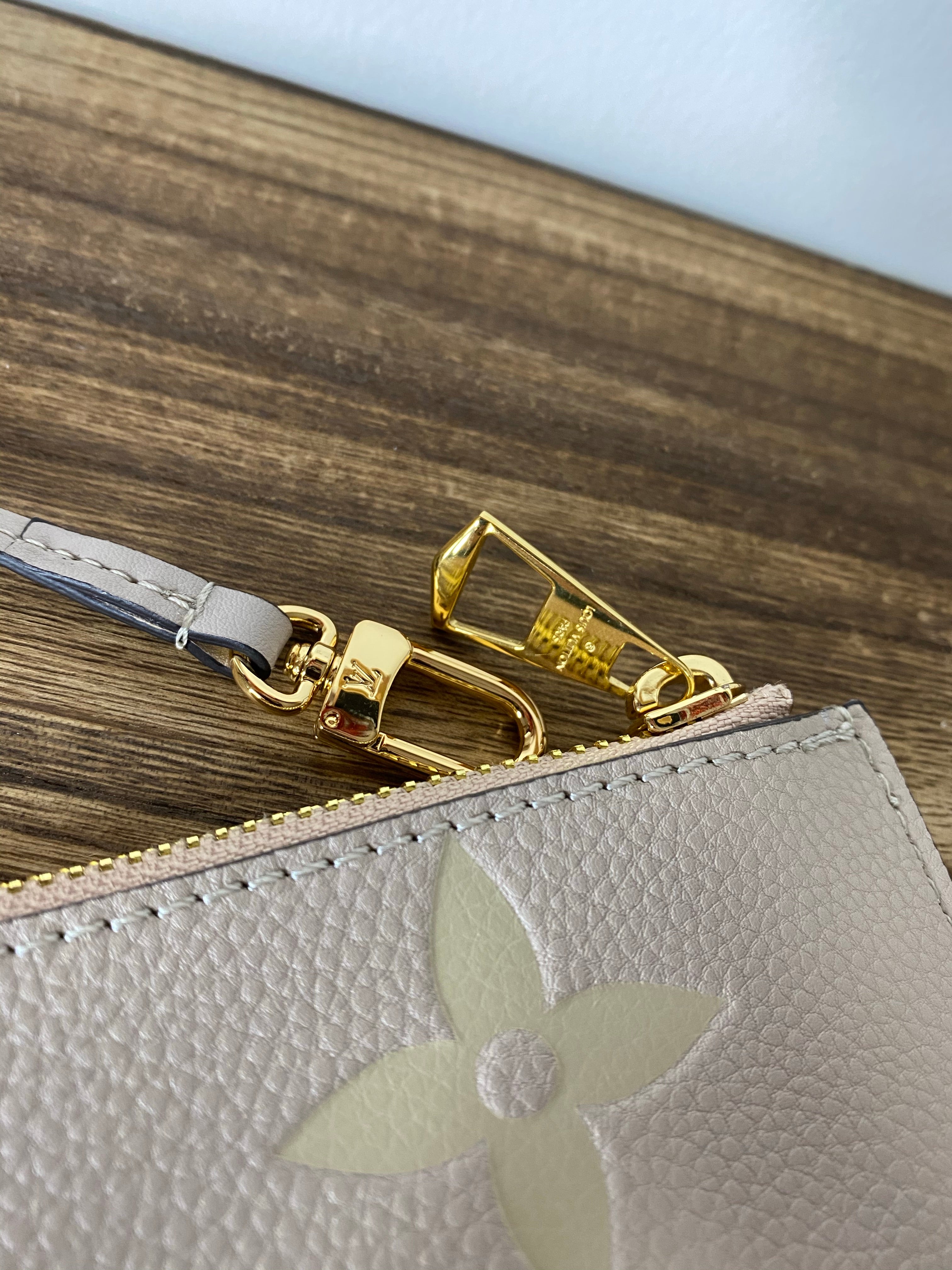 [TOP] Louis Vuitton LV Noe Giant Monogram Bag  27x25x20cm- LIGHT SAND