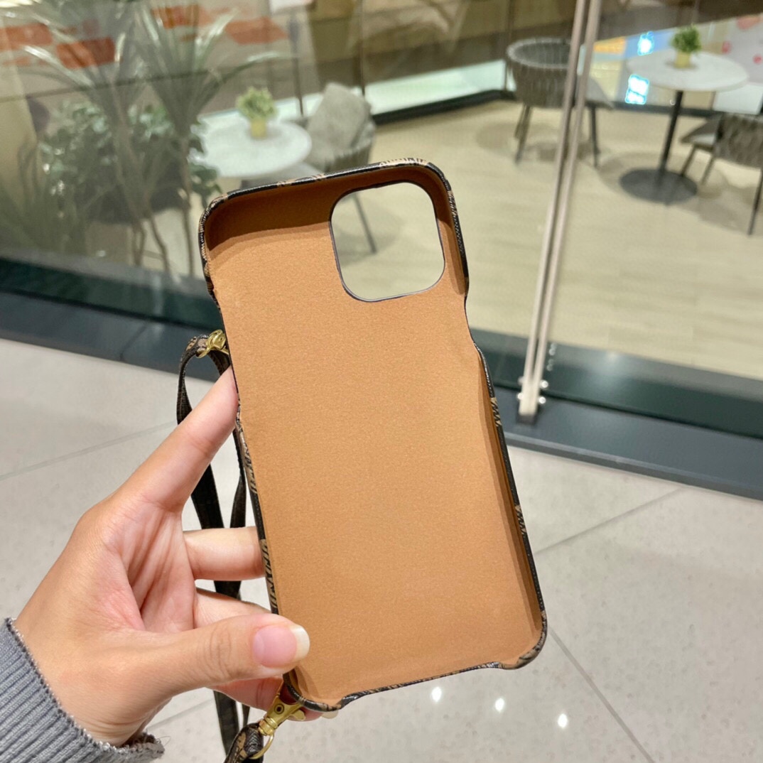 [TOP] CELINE Iphone case