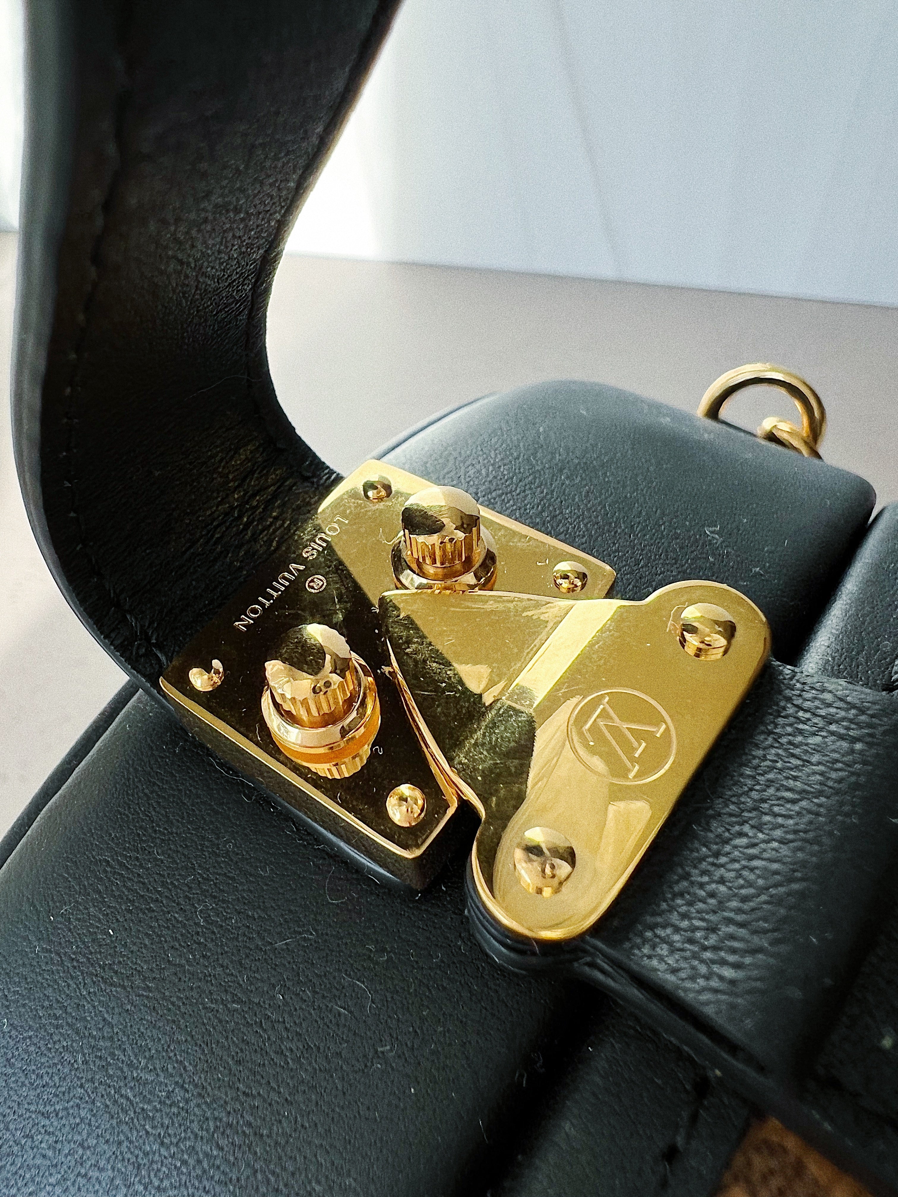 [TOP] Louis Vuitton LV Reverse Monogram Petit Boite Chapeau 22 ×8×20CM- Black