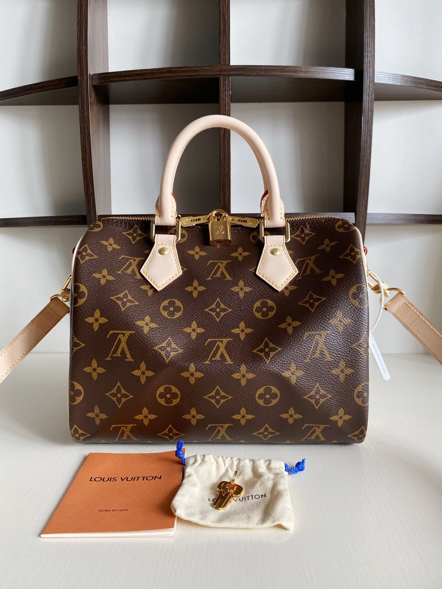 [TOP] Louis Vuitton LV  Speedy 25 Monogram Bag 25x19x15cm -Brown