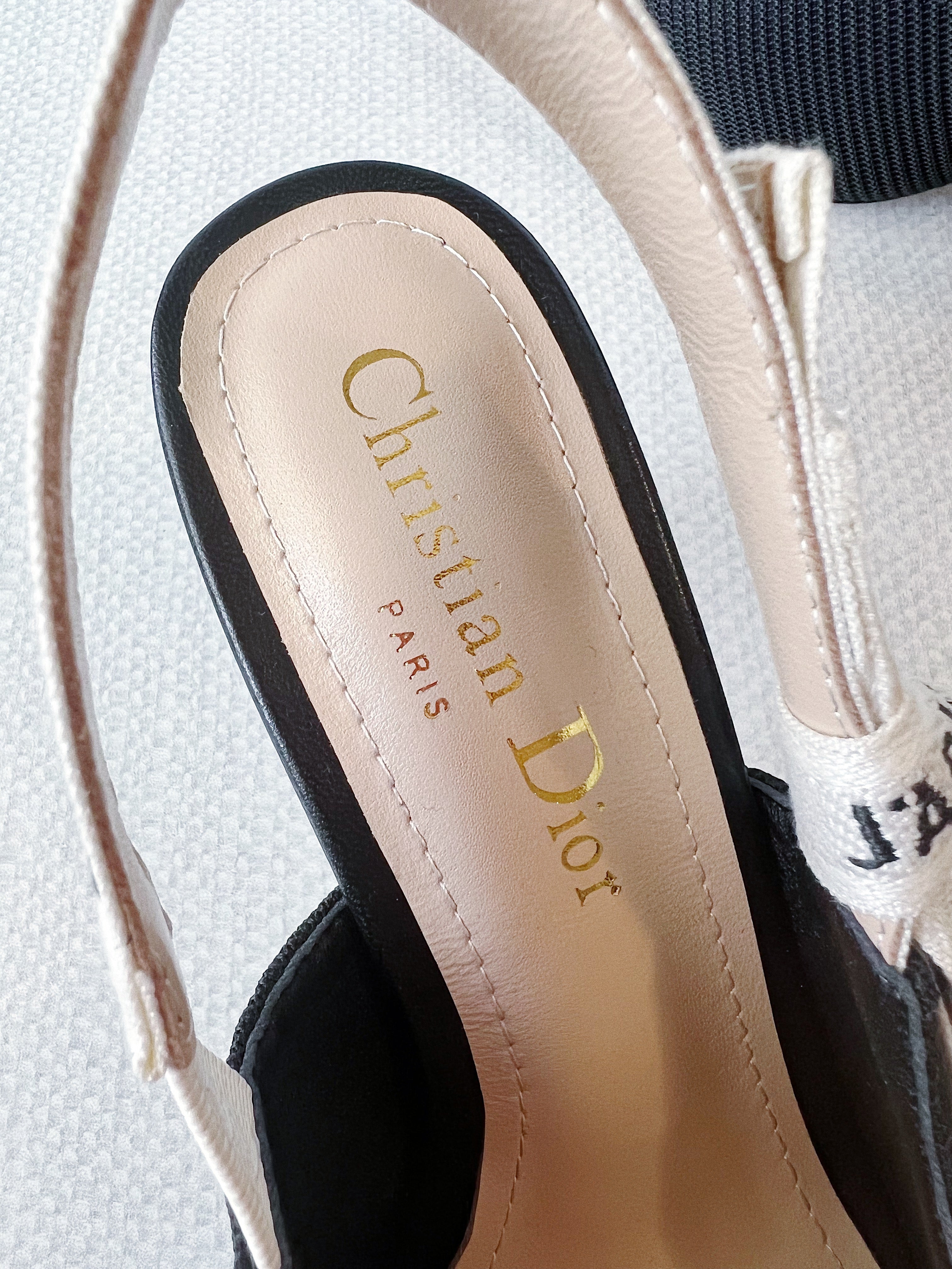 [TOP] Christian Dior Slingback Short Heels - Black