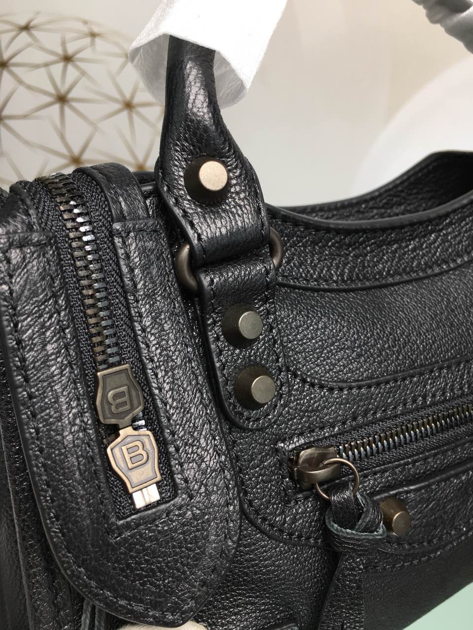[TOP] BALENCIAGA Classic City Mini Bag